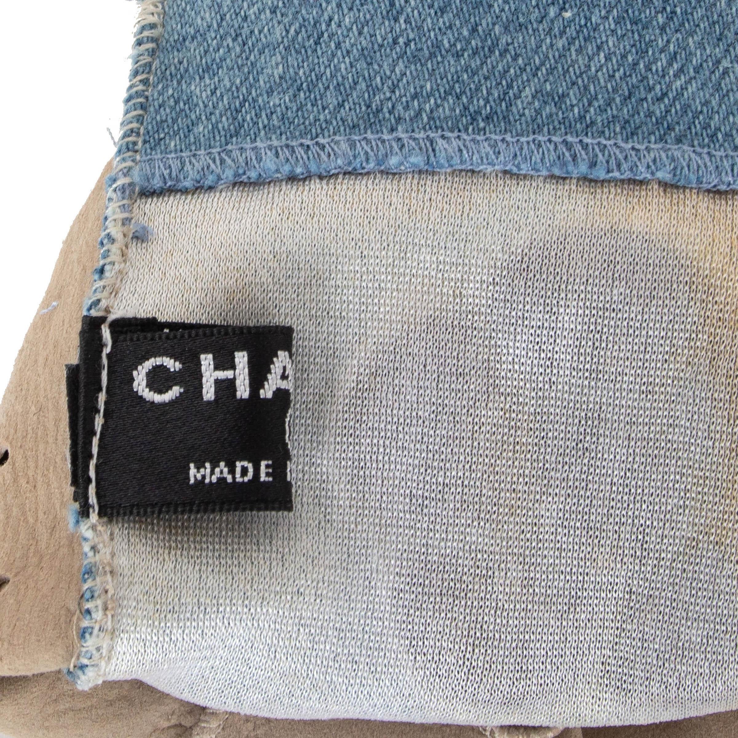 Gants CHANEL bleu clair et beige CAMELLIA DENIM & LEATHER FINGERLESS 7,5 en vente 1