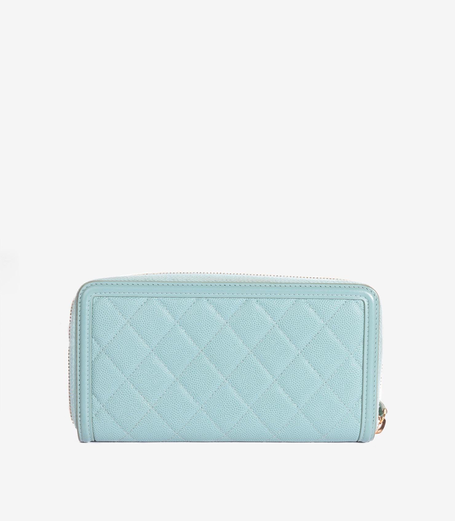 Chanel Light Blue Caviar Quilted Leather CC Filigree Zip Wallet In Excellent Condition For Sale In Bishop's Stortford, Hertfordshire