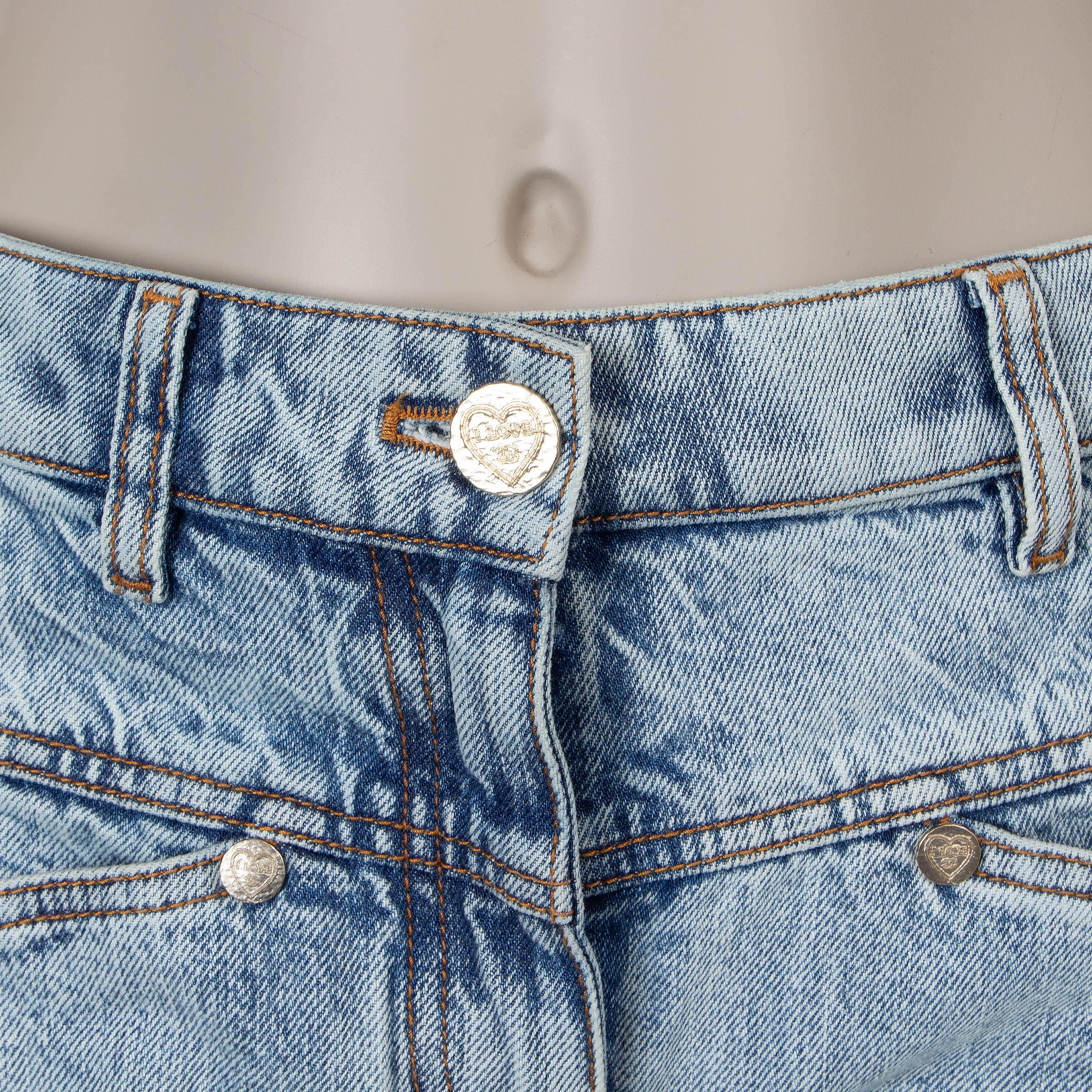 Chanel cotone azzurro 19S BOYFRIEND Pantaloni jeans 36 XS In condizioni Nuovo in vendita a Zürich, CH
