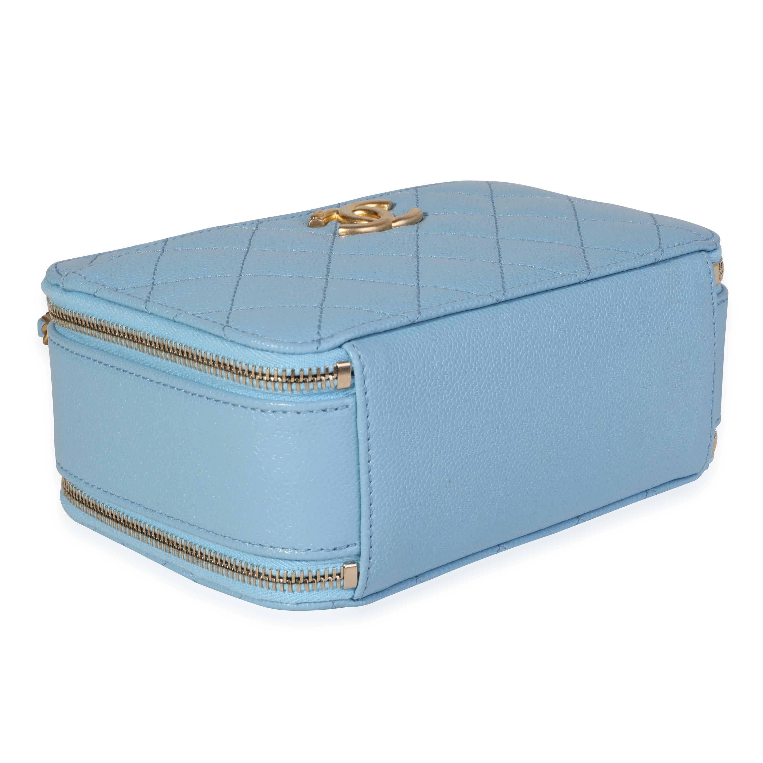 Chanel Light Blue Quilted Caviar Chanel Top Handle Vanity Case In Excellent Condition In New York, NY