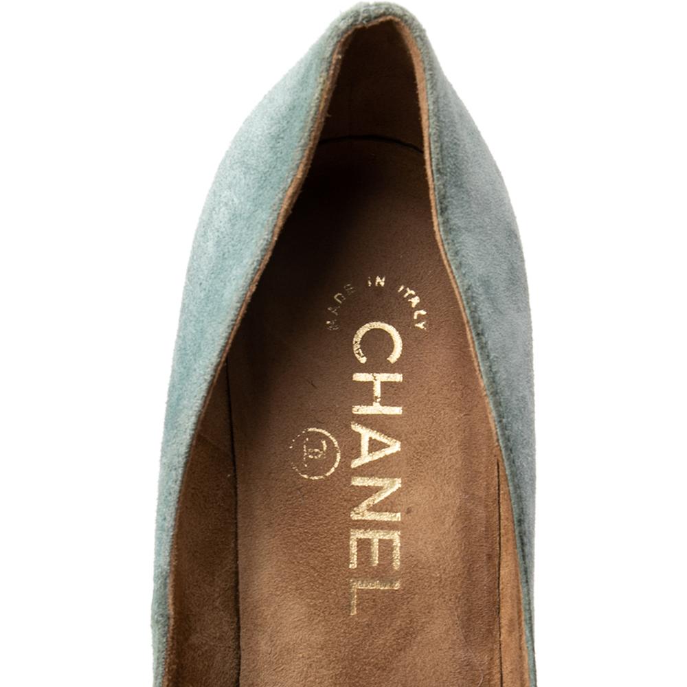 Chanel Light Blue Suede Cork Heel Open Toe Pumps Size 36 In Good Condition In Dubai, Al Qouz 2