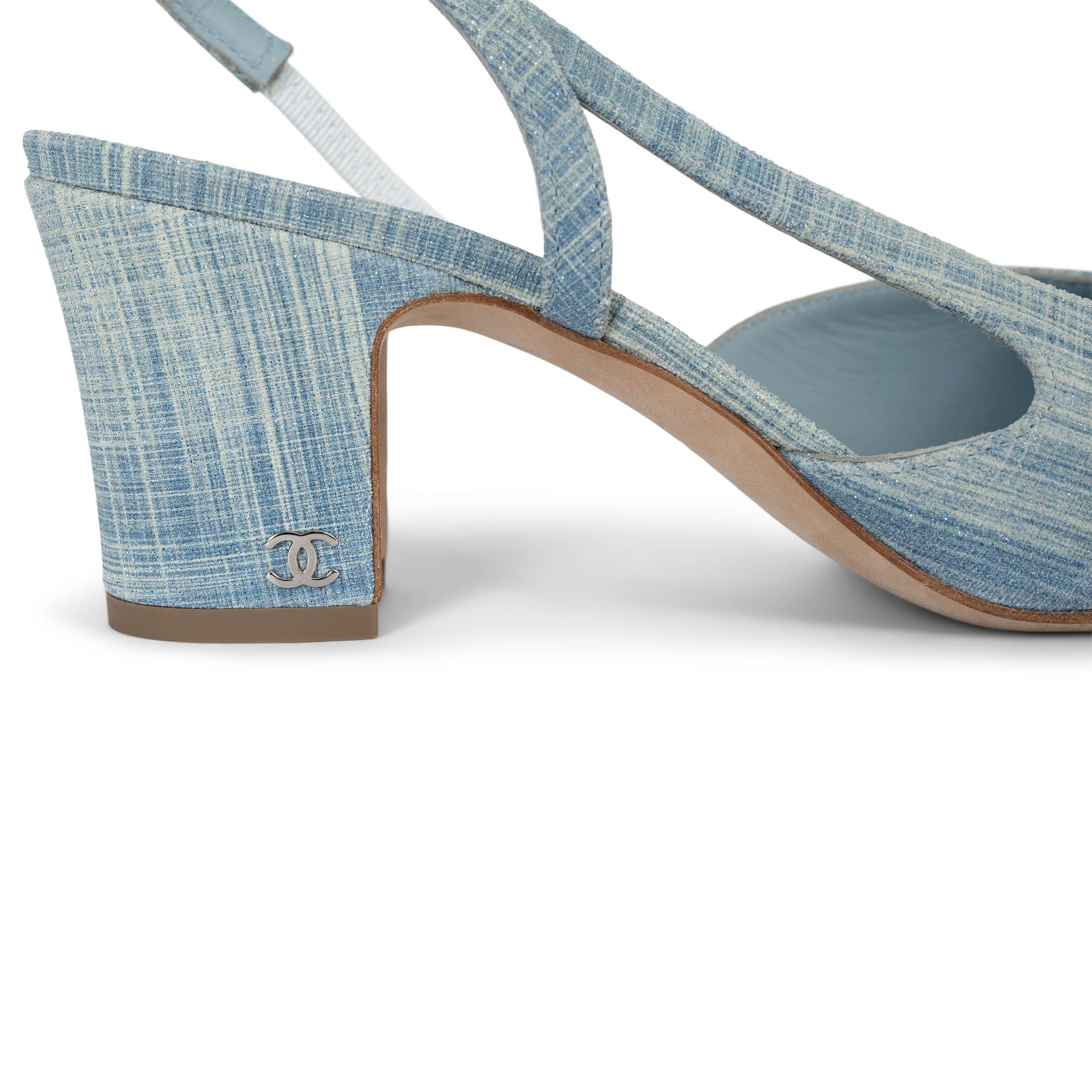 CHANEL light blue & white 2019 19S DENIM SLINGBACK Pumps Shoes 39 2