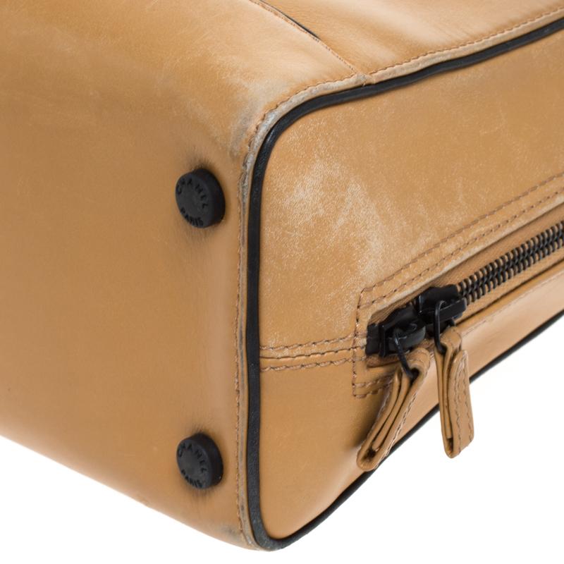 Chanel Light Brown Leather Resin Chain Medium Vintage Shoulder Bag 6
