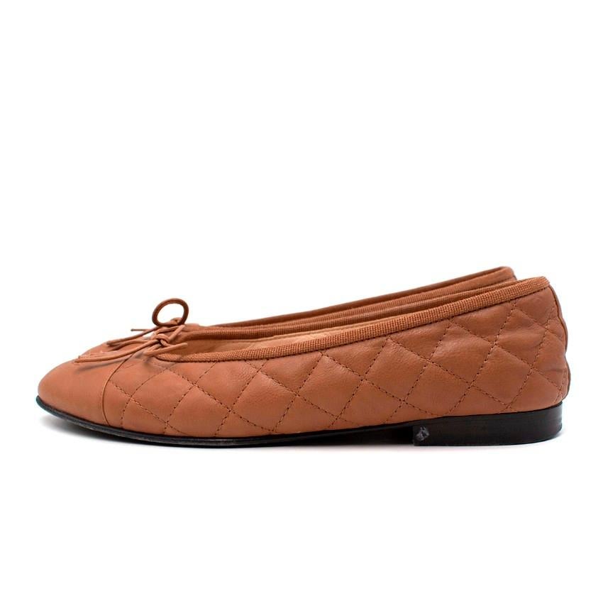 Chanel Light Brown Quilted Leather CC Toe Cap Ballerinas In Excellent Condition In London, GB