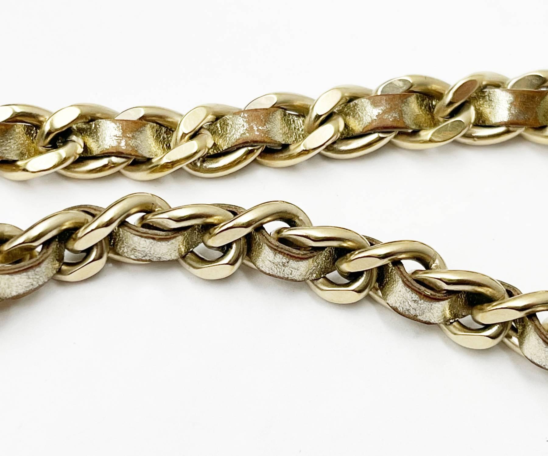 Chanel Light Gold Mini Turnlock Gold Leather Chain Choker In Good Condition In Pasadena, CA