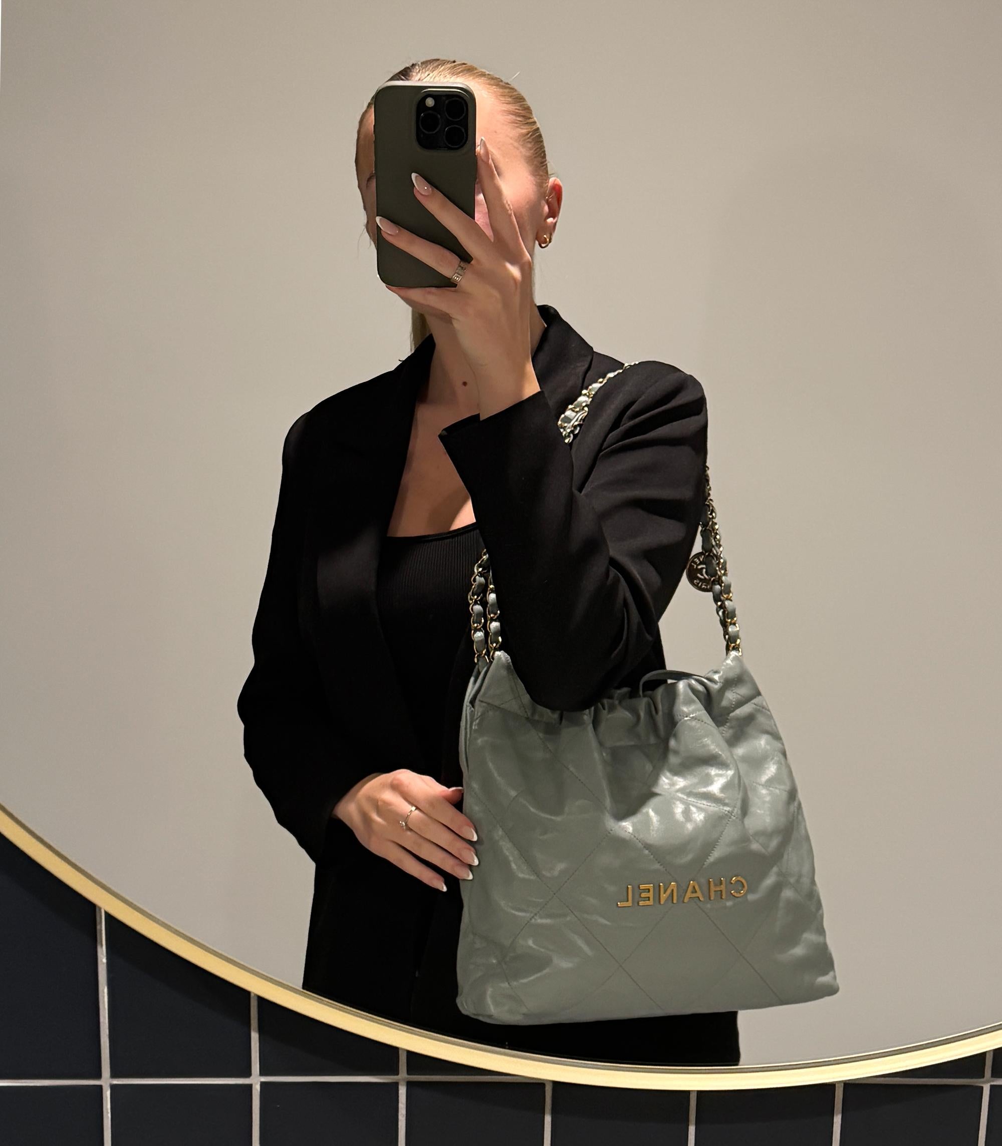 Chanel  Light Green Quilted Shiny Calfskin Leather Small 22 Chain Bag 5