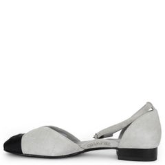 CHANEL light grey & black suede & grosgrain 20S MARY JANE Flats Shoes 39