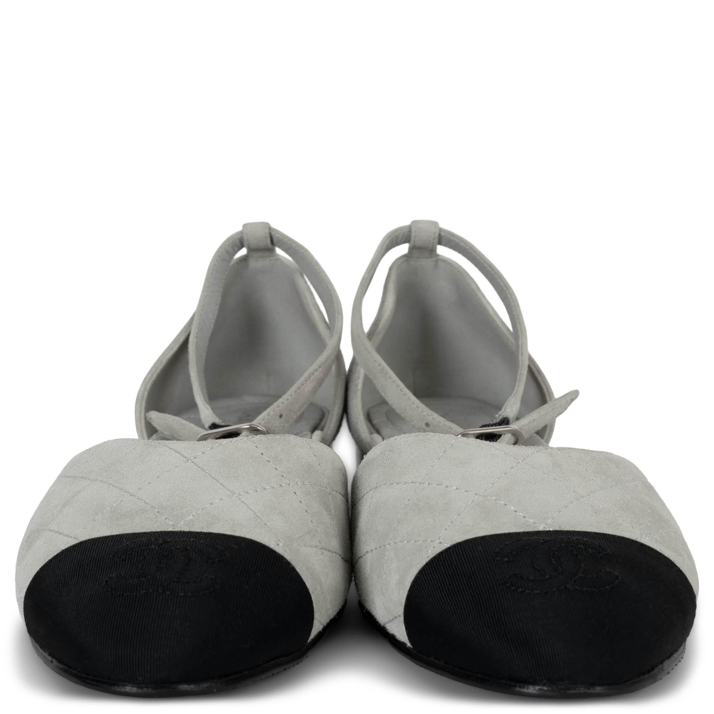 Black CHANEL light grey & black suede & grosgrain 20S MARY JANE Flats Shoes 39 For Sale