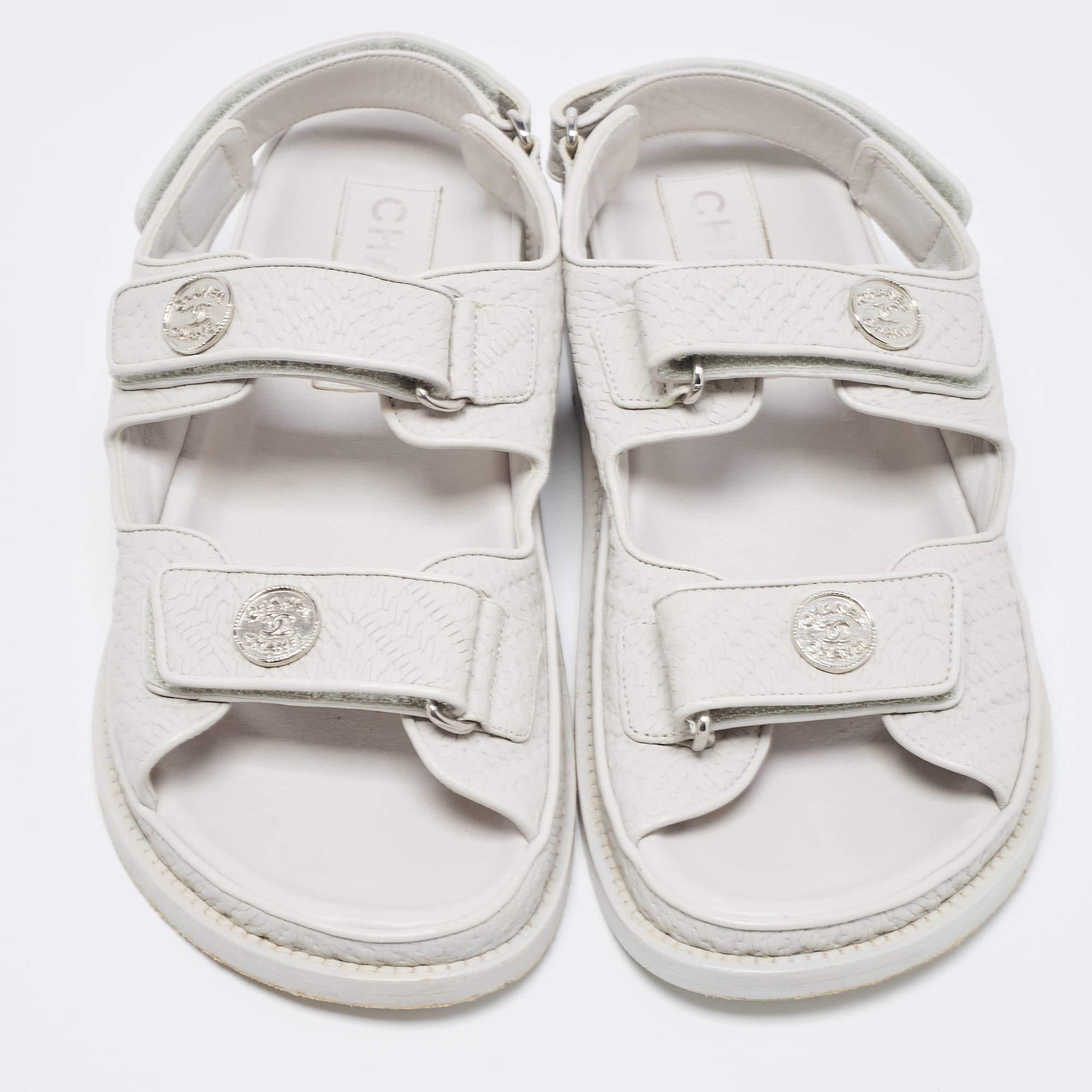 Let this comfortable pair be your first choice when you're out for a long day. These Chanel Dad sandals have well-sewn uppers beautifully set on durable soles.

