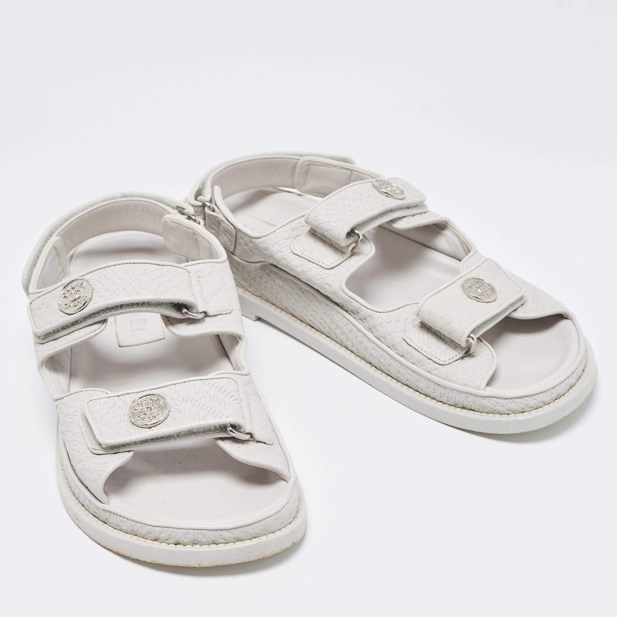 Women's Chanel Light Grey Textured Leather Dad Sandals Size 39