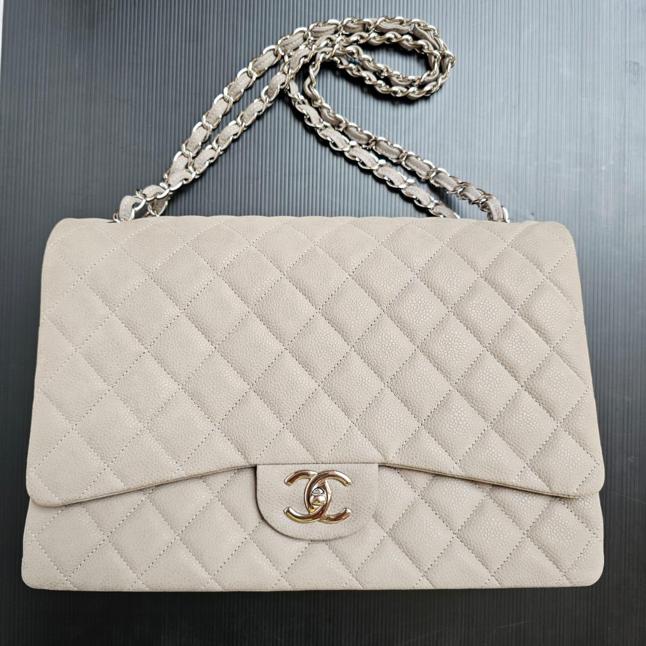Chanel  Light Grey Wet Caviar Quilted Maxi Double Flap Bag For Sale 12