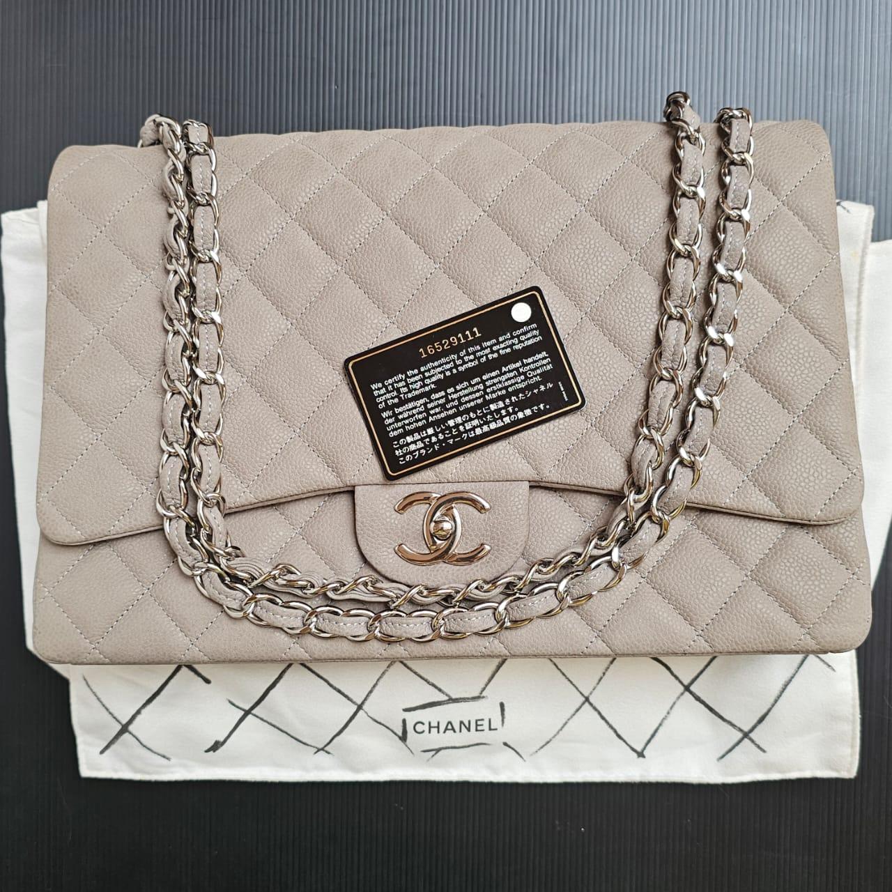 Chanel  Light Grey Wet Caviar Quilted Maxi Double Flap Bag For Sale 1