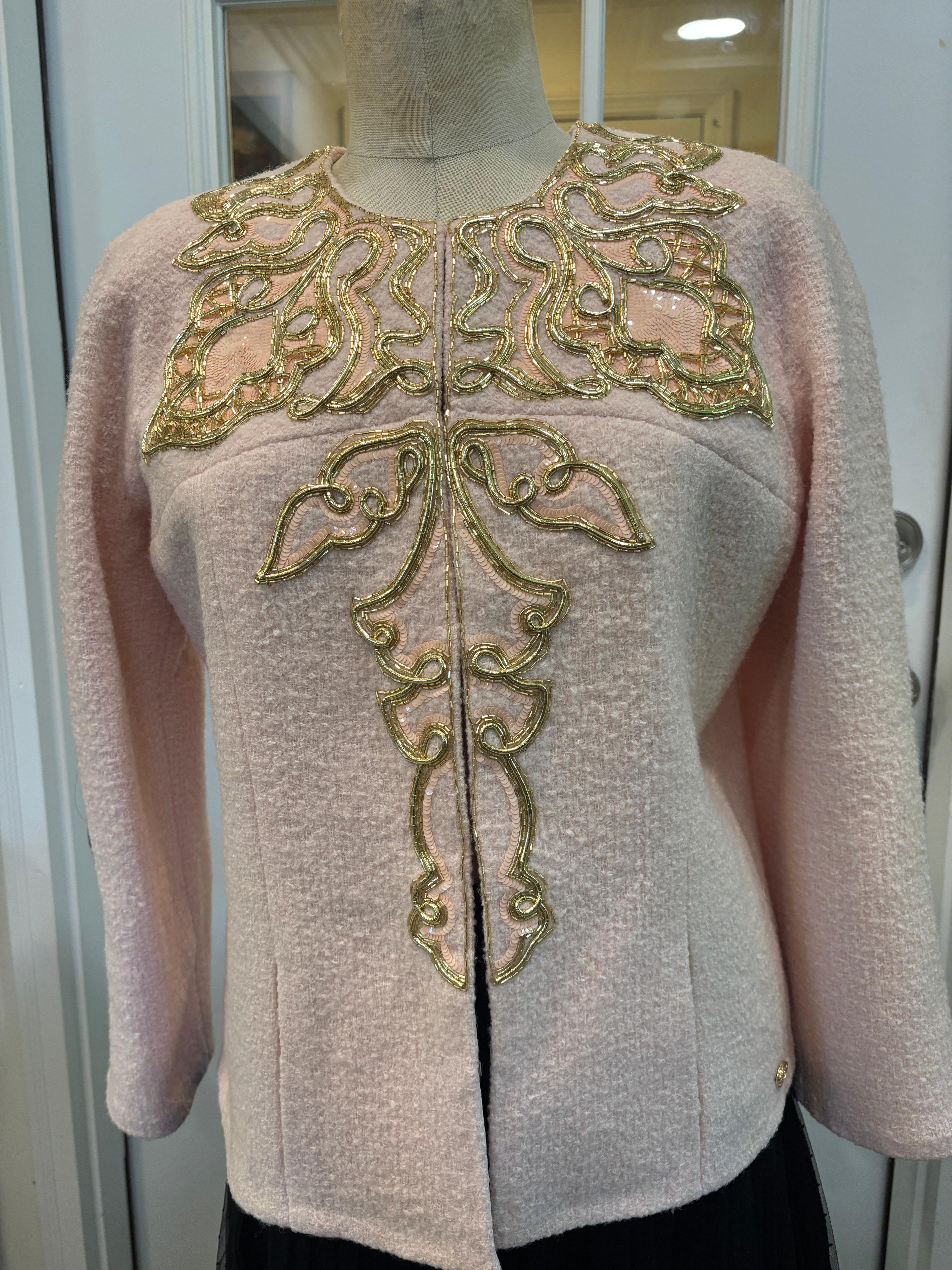 Chanel Blazer rose clair/Taille 38/Nouveau avec étiquettes/Automne 2021 en vente 5