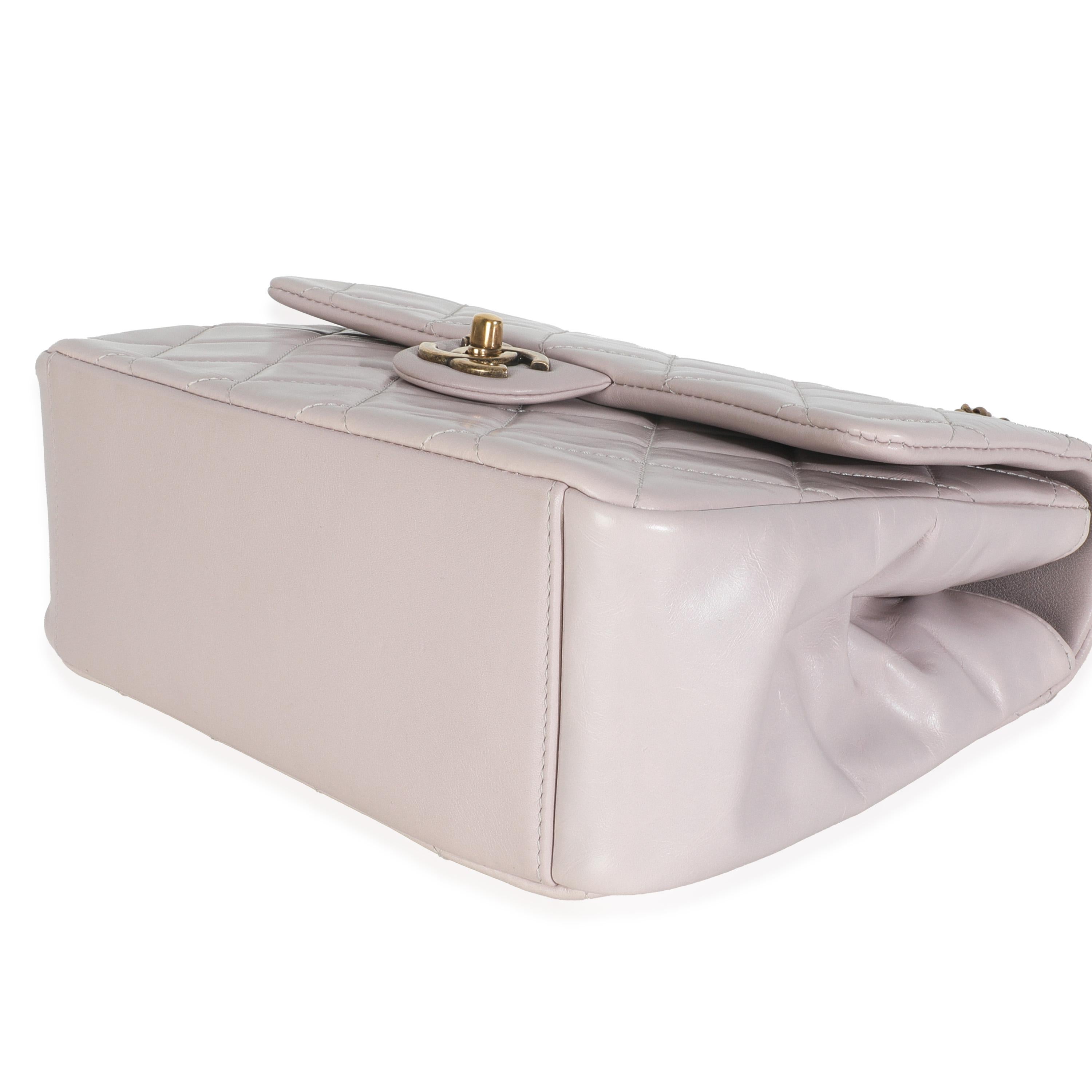 Chanel Light Pink Quilted Glazed Calfskin Medium Gold Bar Top Handle Flap Bag en vente 2