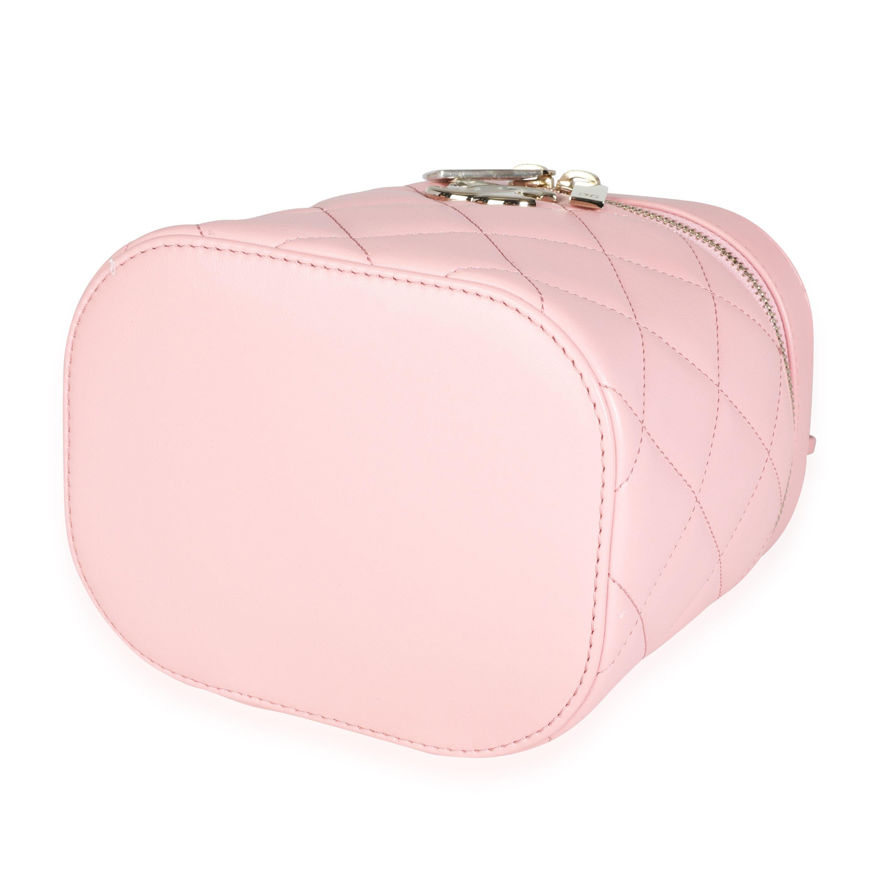 Chanel Light Pink Quilted Lambskin Small Trendy CC Vanity Case In Excellent Condition In New York, NY