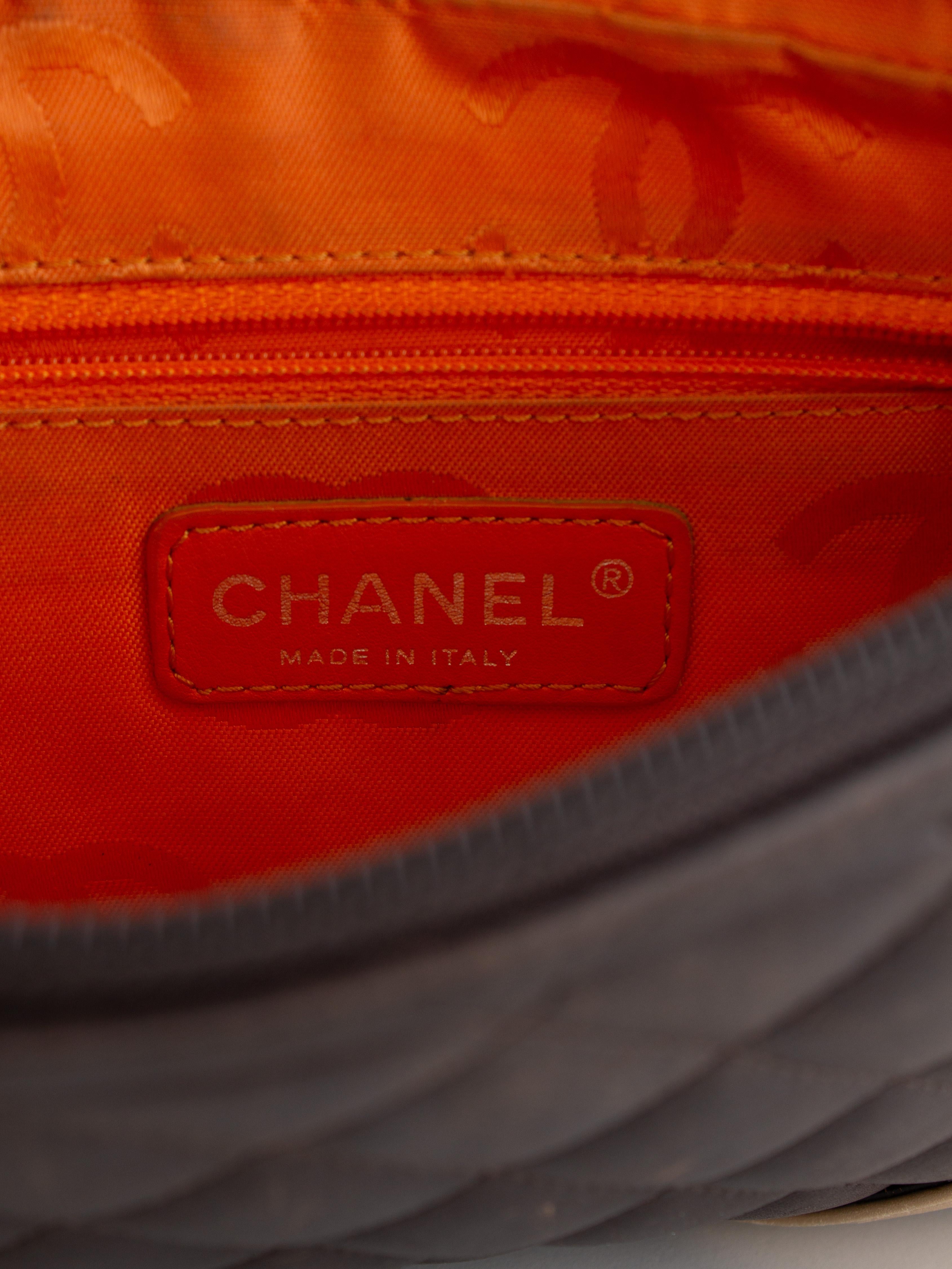 Chanel Ligne Cambon Pochette Schokoladenbraun Beige Logo Tasche im Angebot 10