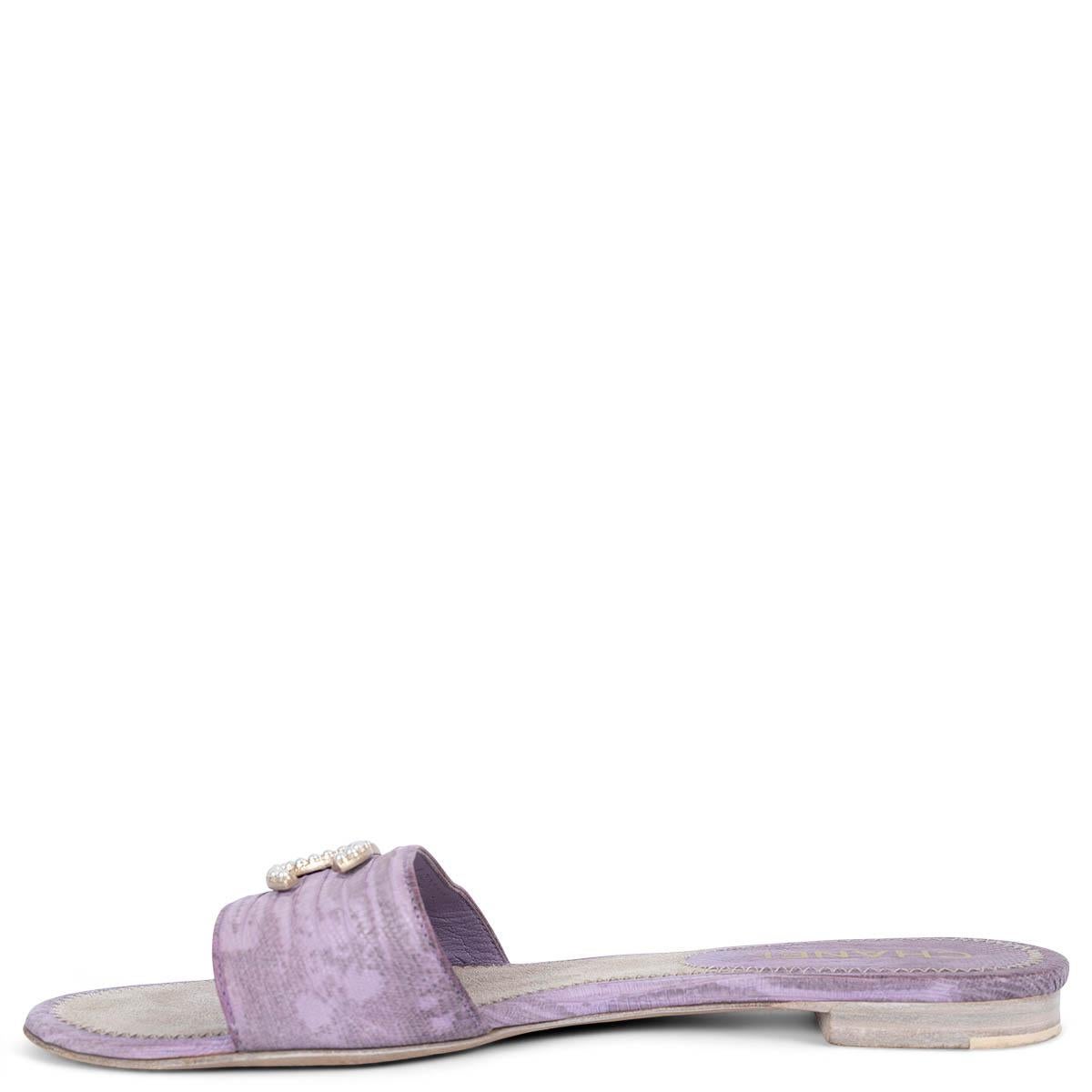 Women's CHANEL lilac lizard 2013 13C PEARL CC SLIDE Sandals Shoes 38 For Sale