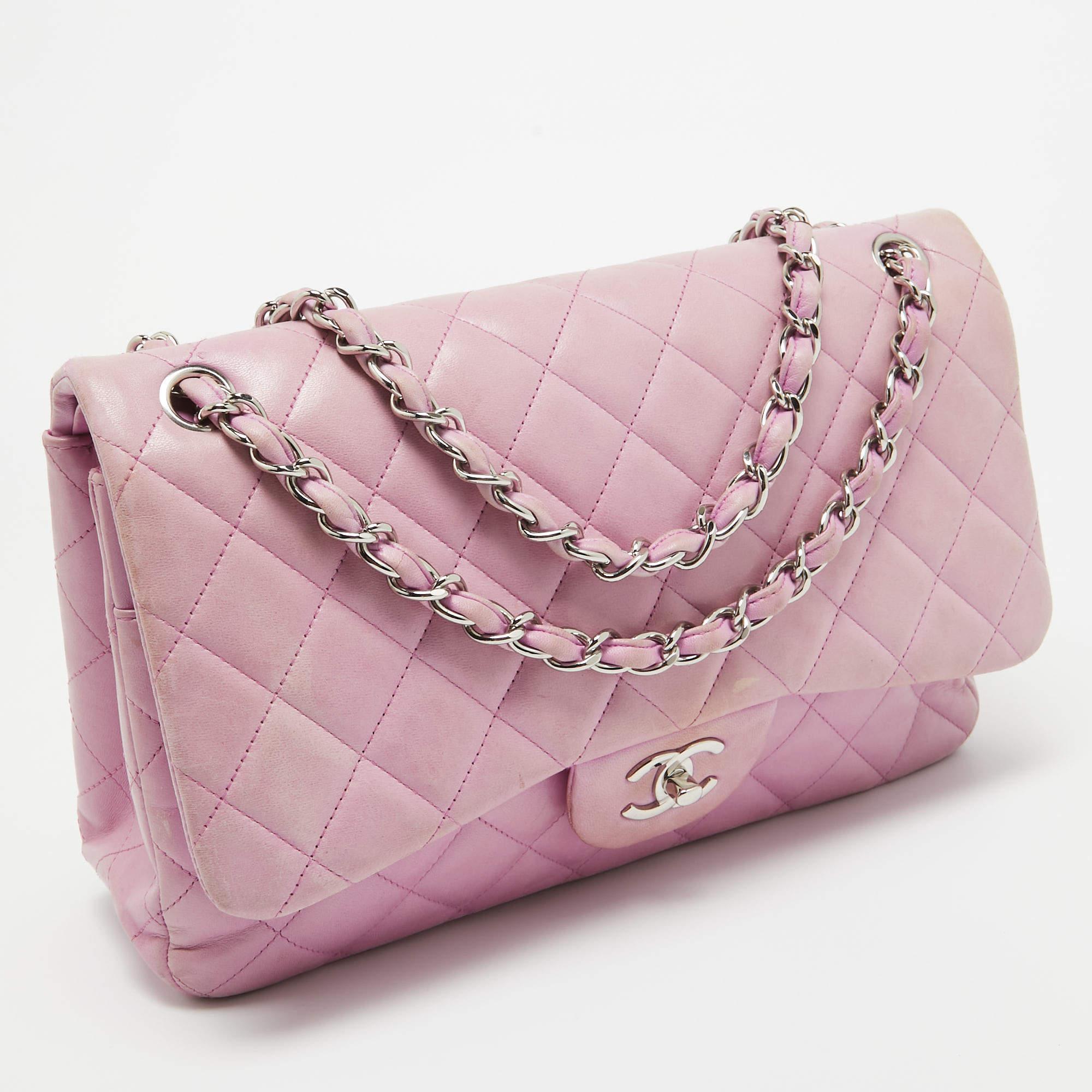 Chanel Lilac Quilted Lambskin Leather Jumbo Classic Double Flap Bag In Fair Condition In Dubai, Al Qouz 2