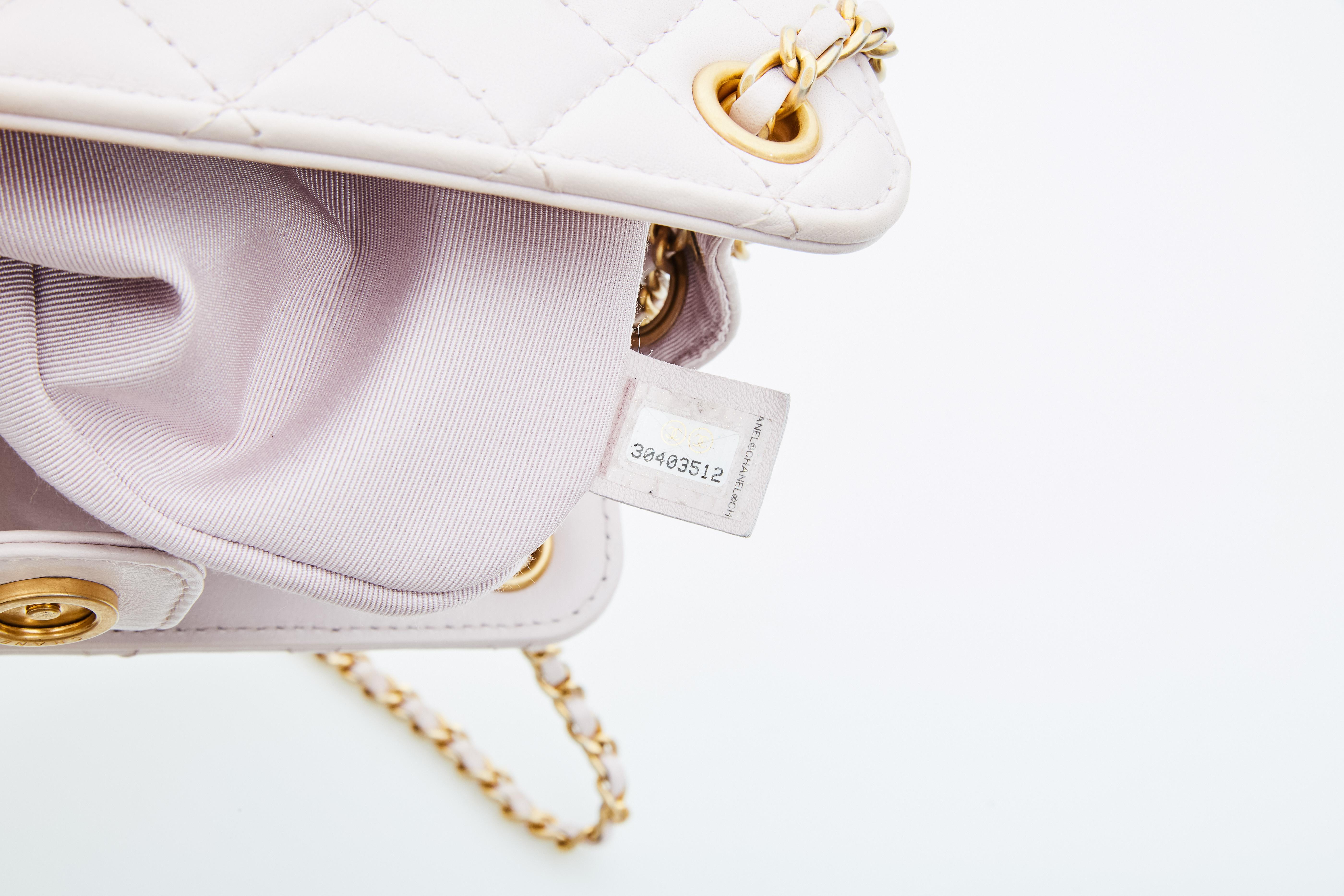 Chanel Lilac Small Chain Accordion Tote Small (2020) In Excellent Condition In Montreal, Quebec