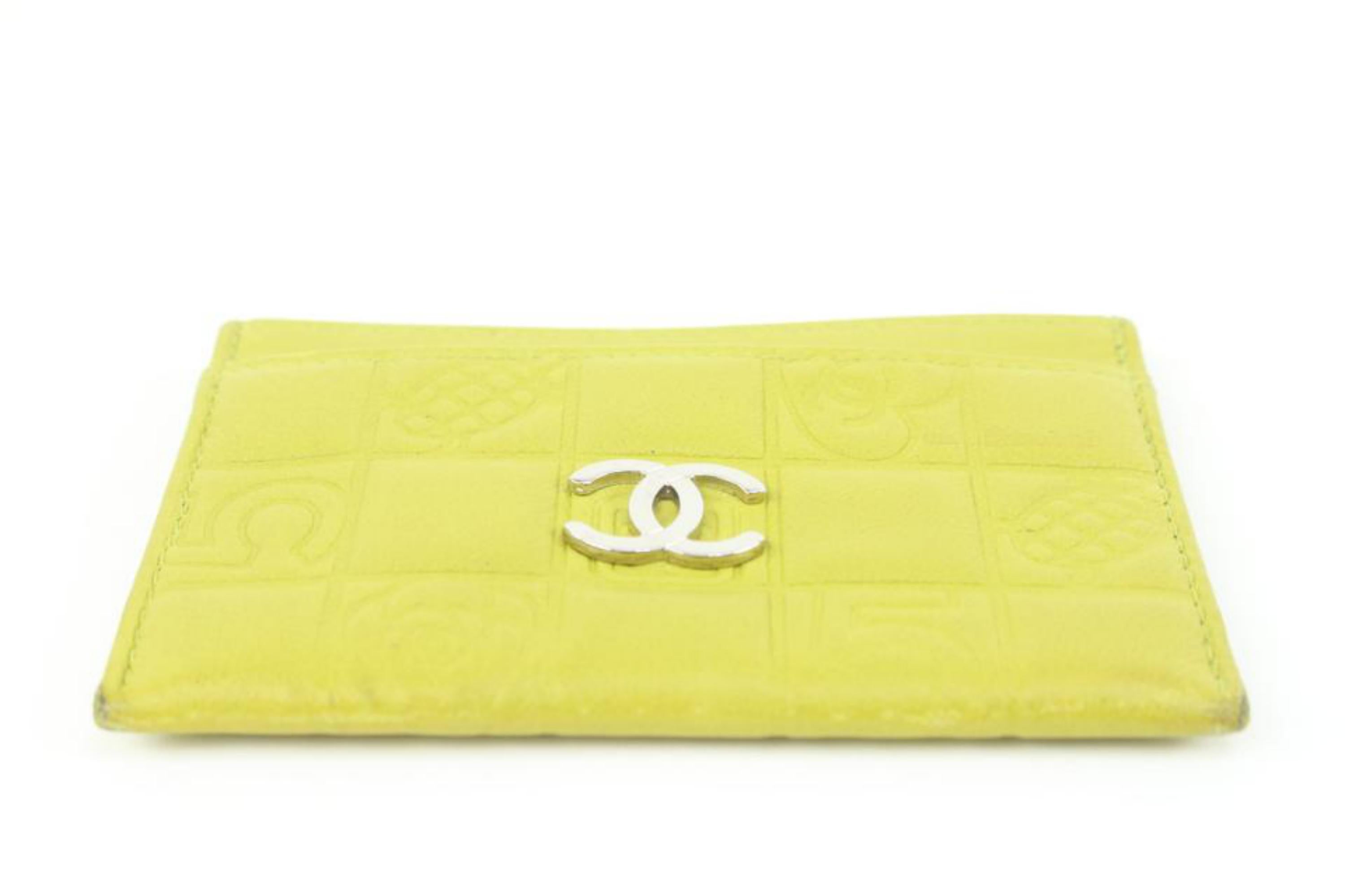 Chanel Limonengrüne gesteppte Schokolade Bar Kartenetui Wallet Case 52ck322s im Angebot 7