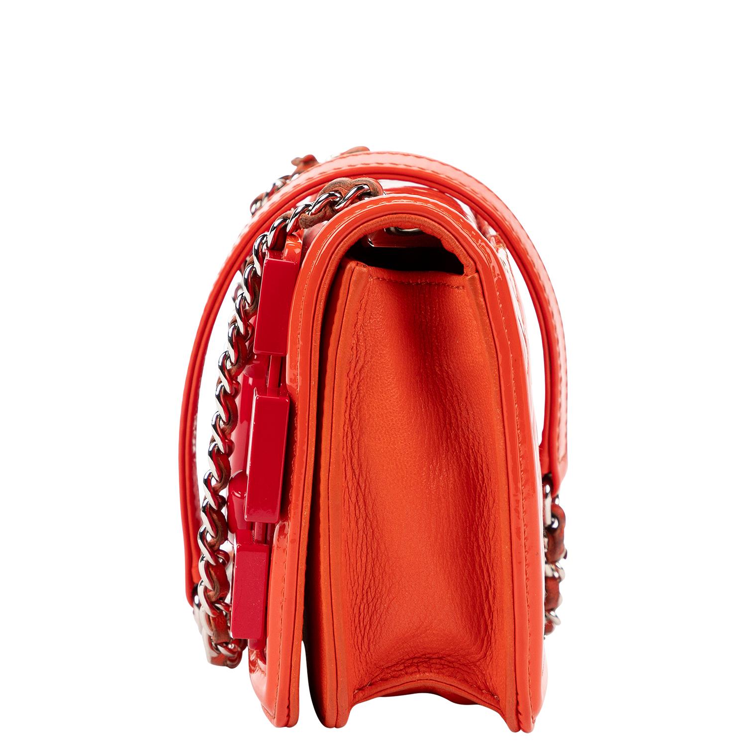 Rosso Chanel Edizione Limitata 2014 Runway Red Ombre CC Flap Bag in vendita
