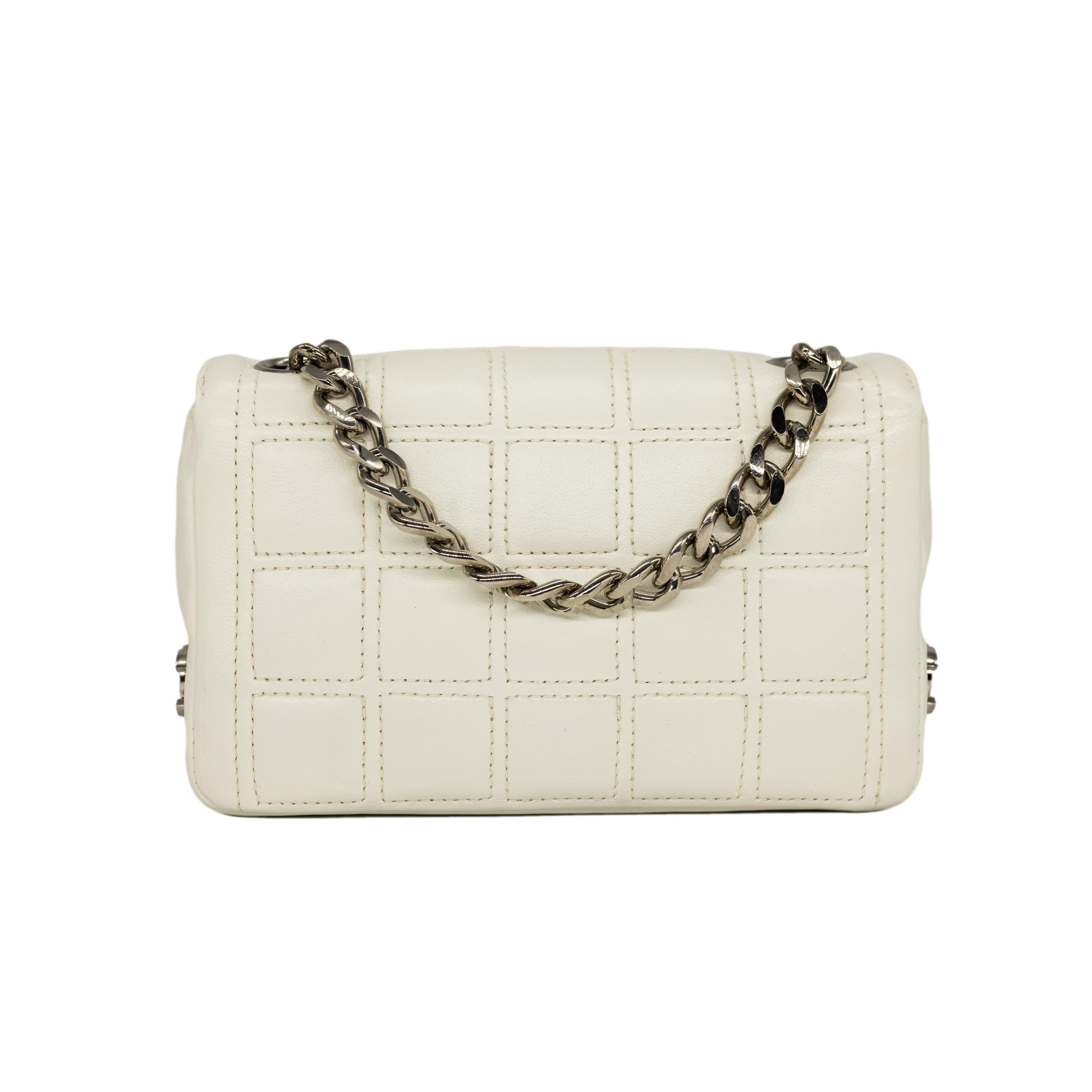 Chanel Limited Edition 2.55 Re-Issue White Mini Chocolate Bar Shoulder Bag, 2002 4