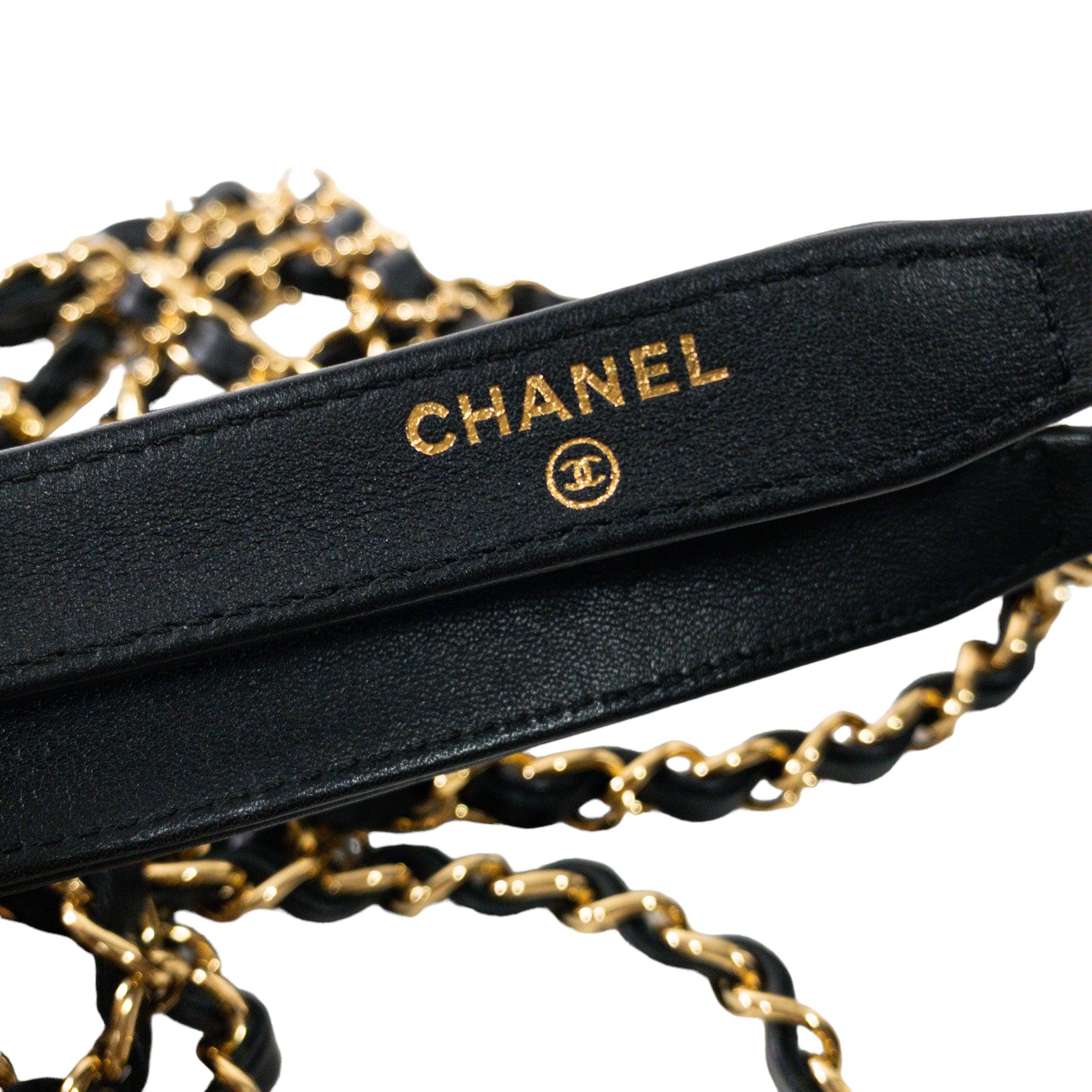 Édition limitée basket-ball avec harnais en chaîne de Chanel, 2019 en vente 2