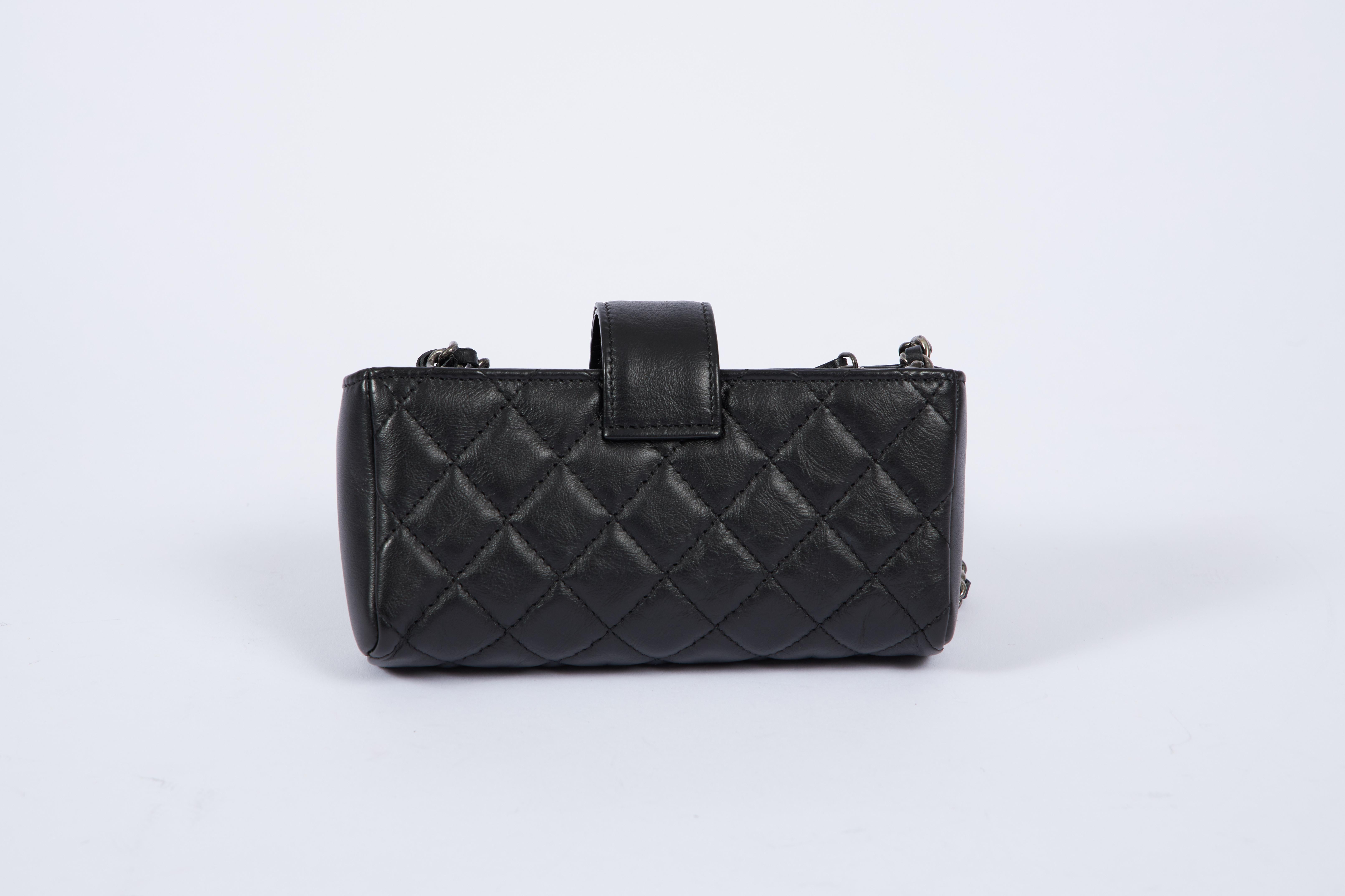 Chanel Limited Edition Black Charms Reissue Wallet On A Chain Bag In Excellent Condition In West Hollywood, CA