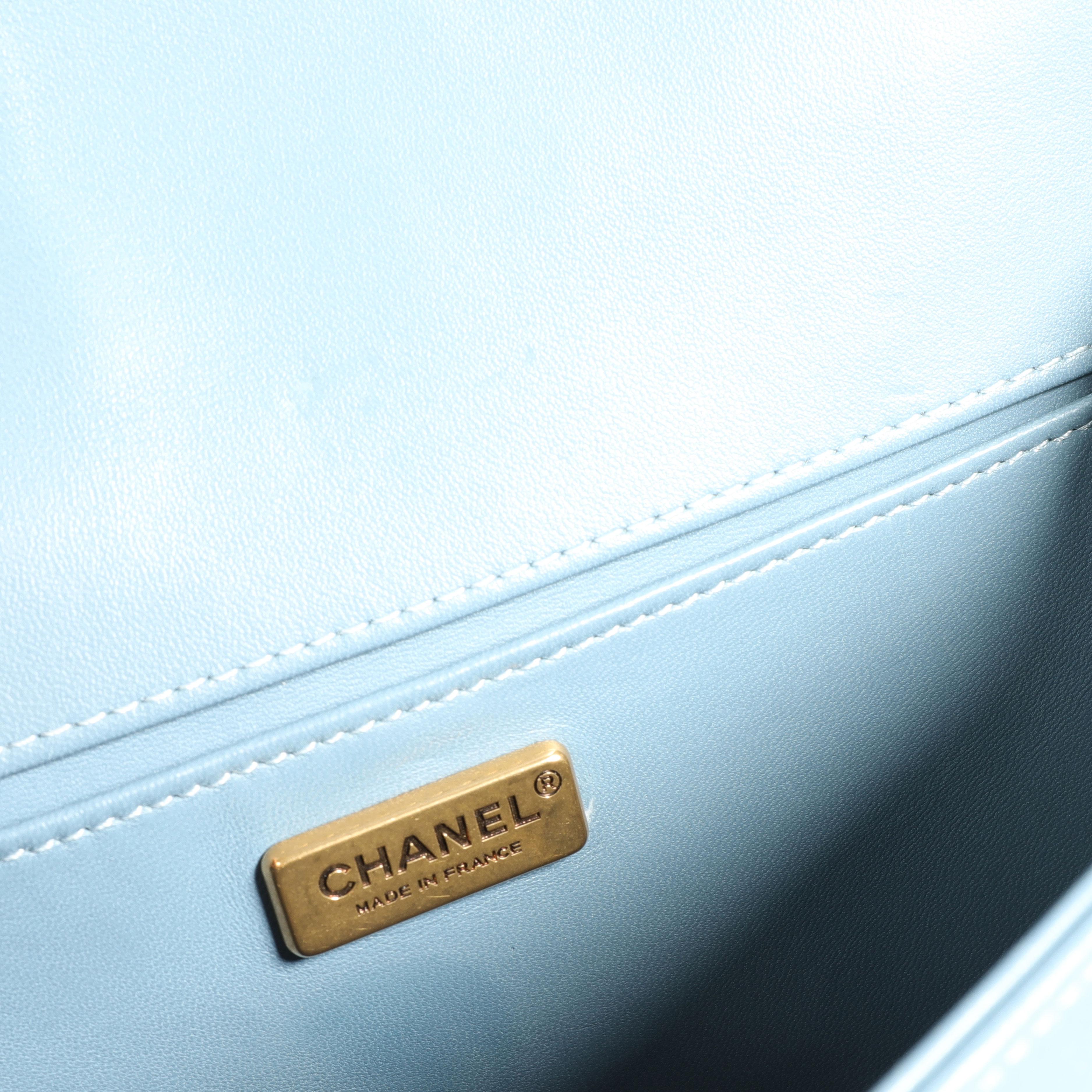 Chanel Limited Edition Light Blue Leather & Mosaic Medium Boy Bag
SKU: 111045

MSRP: USD 7,500.00
Handbag Condition: Very Good
Condition Comments: Very Good Condition. Light scuffing to exterior edges and corners. Scratching to hardware. Light