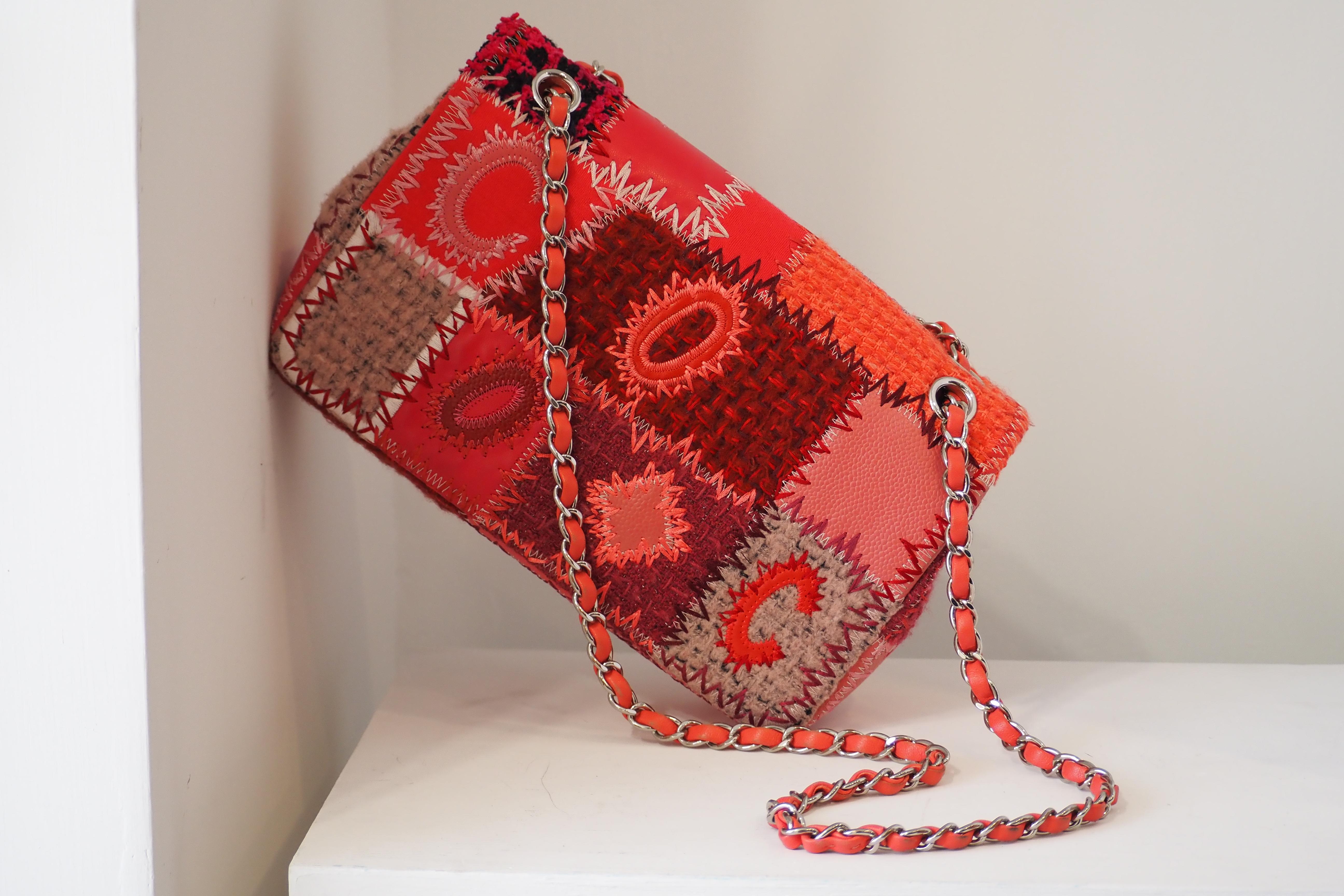 Borsa a tracolla Chanel patchwork in edizione limitata in vendita 6