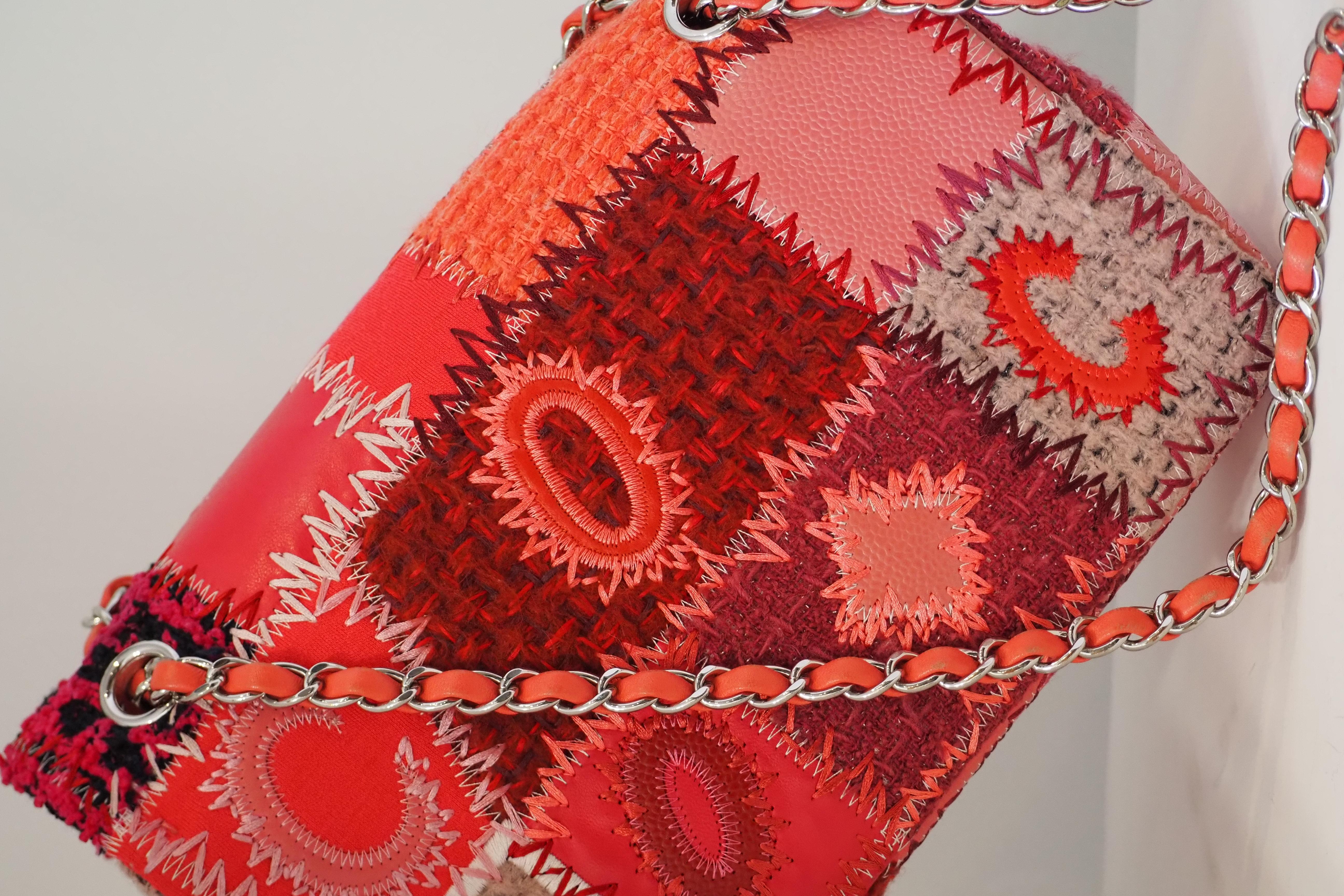 Borsa a tracolla Chanel patchwork in edizione limitata in vendita 11
