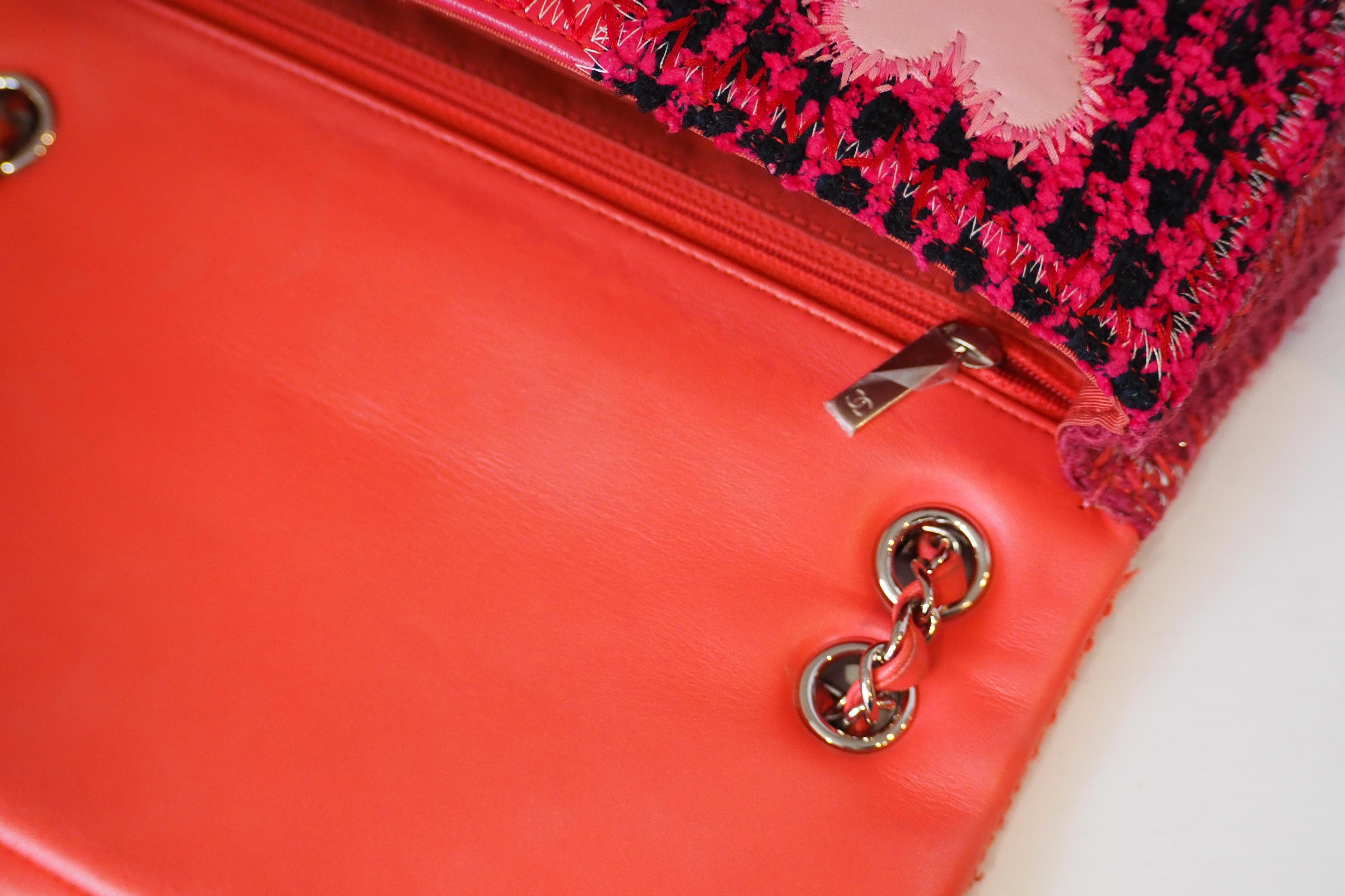 Borsa a tracolla Chanel patchwork in edizione limitata in vendita 14