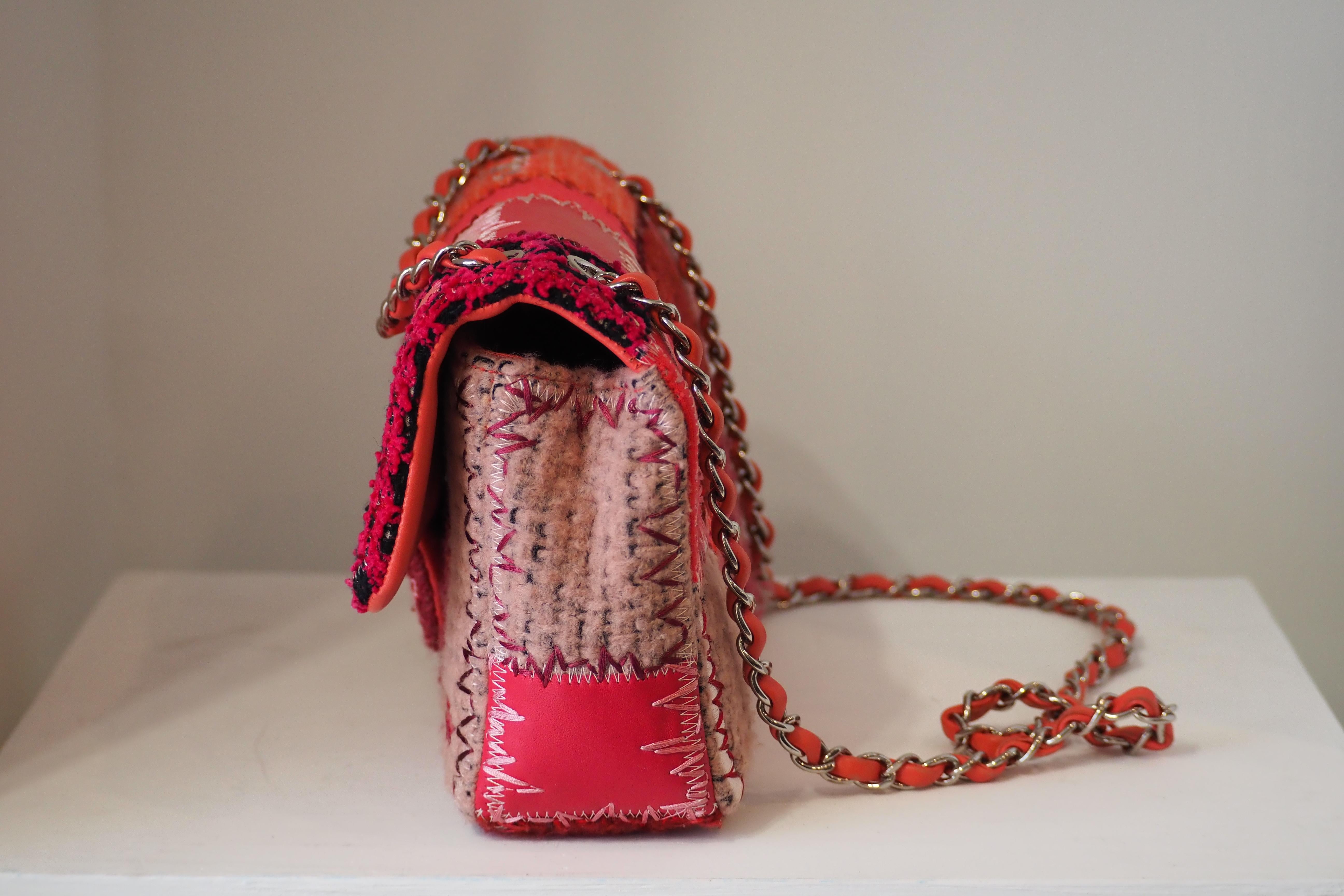 Borsa a tracolla Chanel patchwork in edizione limitata in vendita 3