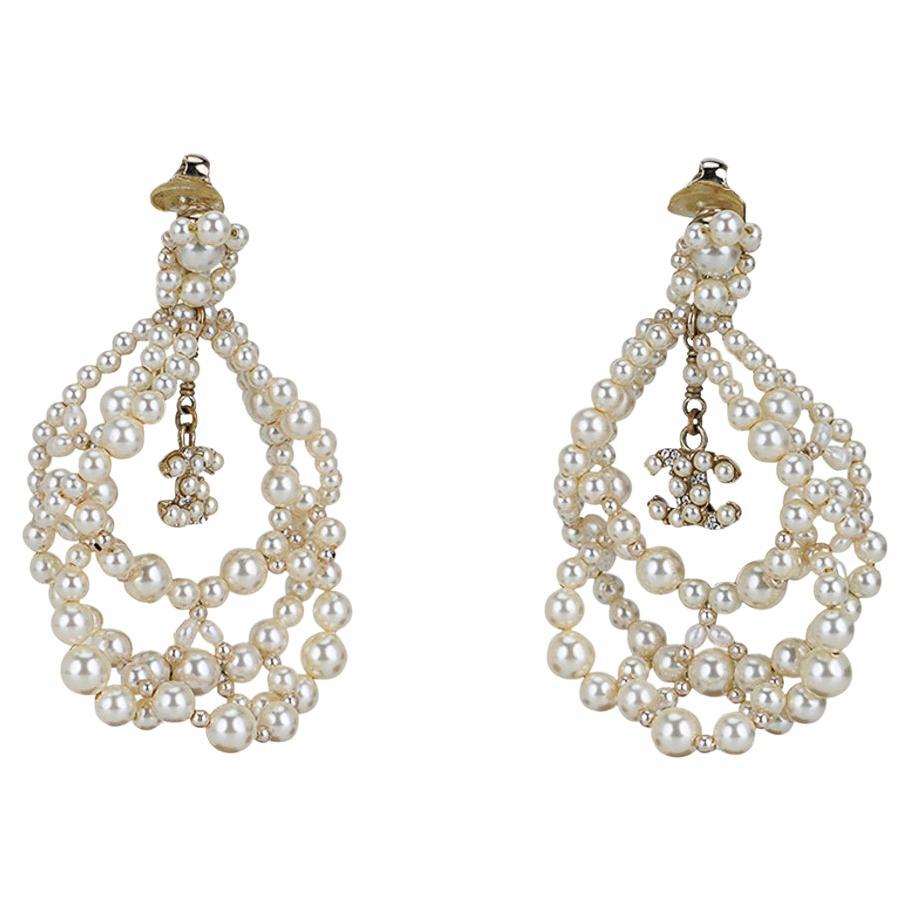 Chanel Limited Edition Pearl Earrings 15A For Sale