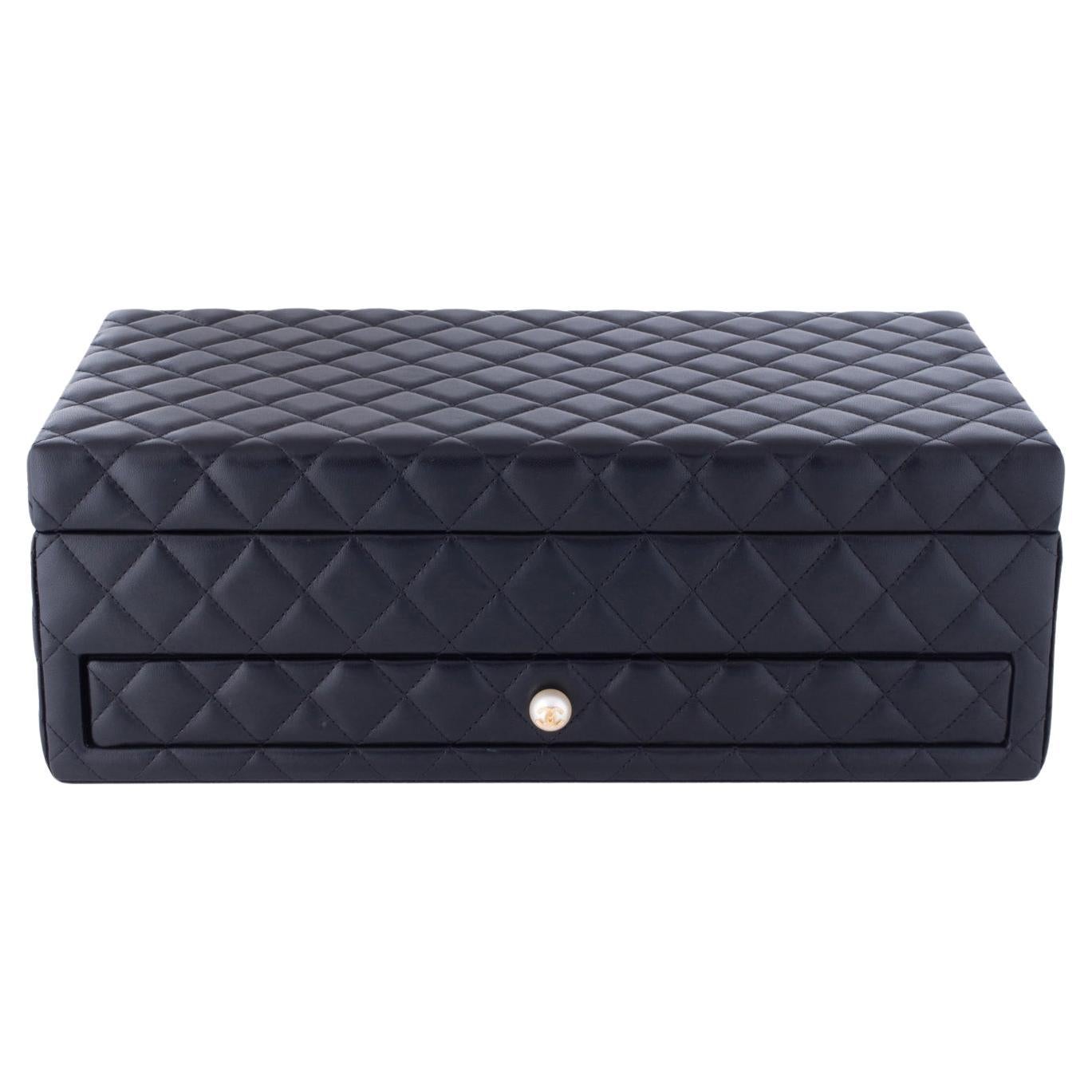 Chanel Limited Edition Pearl Lambskin Quilted Leather Rare Jewelry Box Vanity