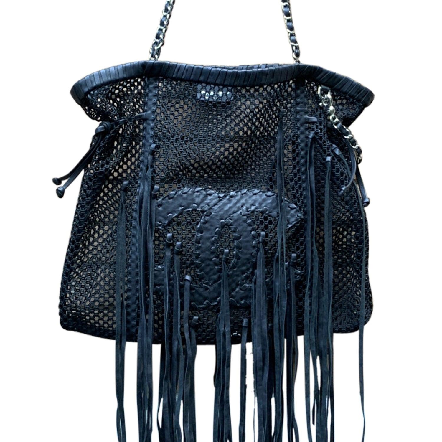 Chanel Limited Edition Resort 2011 Black Fringe Mesh Tote Bag In Excellent Condition For Sale In Rome, Rome