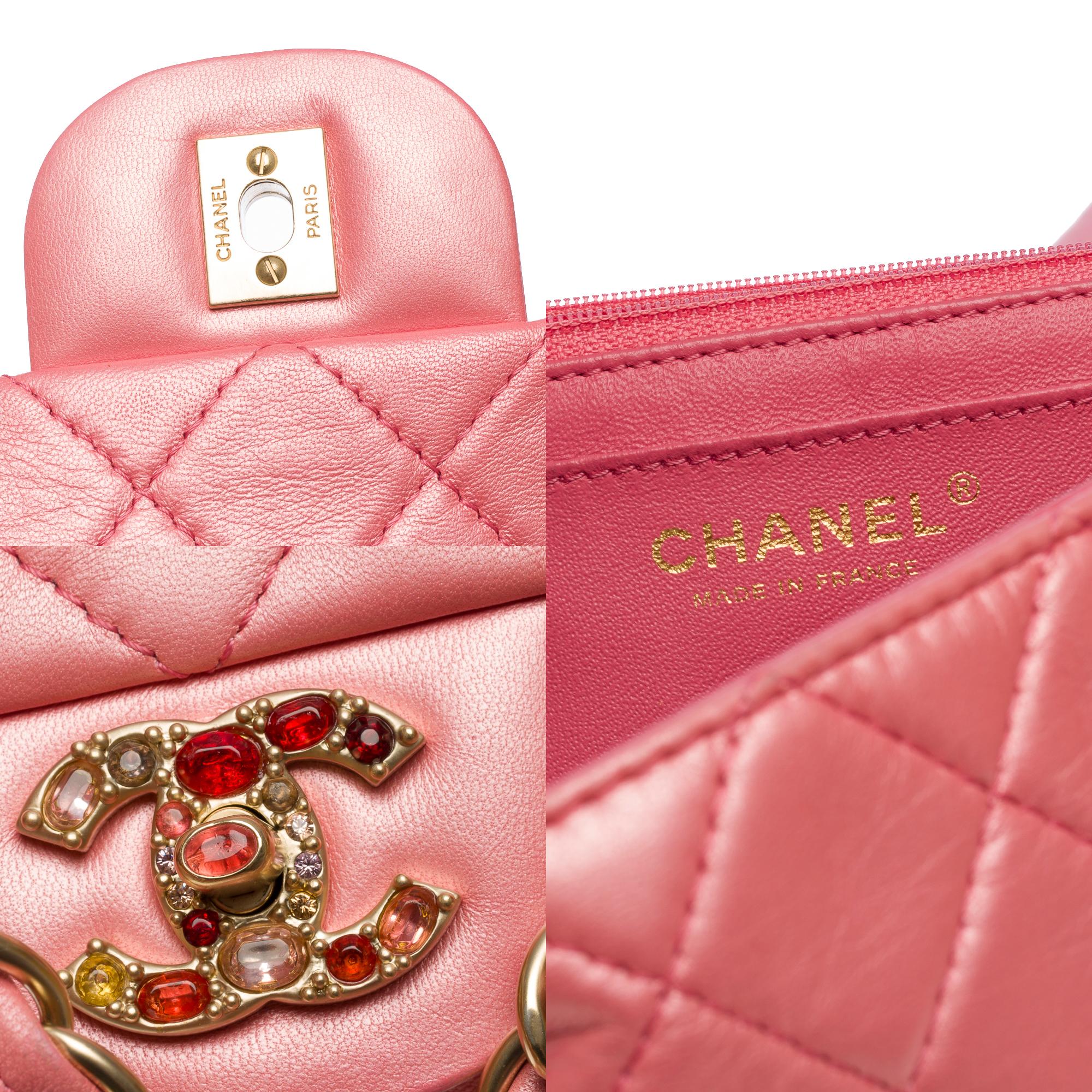 Chanel limited edition shoulder flap bag in Metallic Pink quilted leather, MGHW For Sale 1