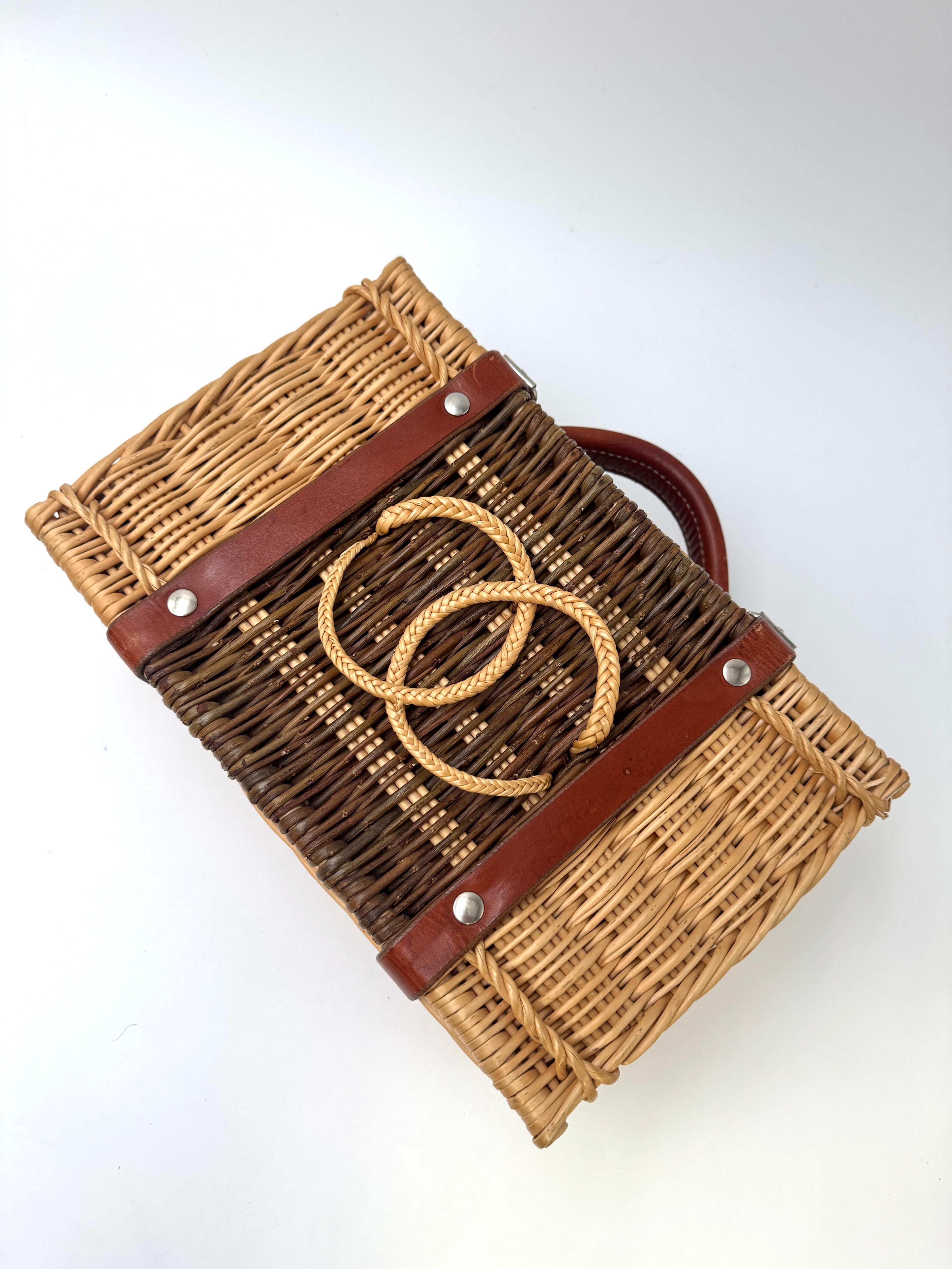 Chanel Limited Edition Wicker Petanque Bocce Ball Set For Sale 6