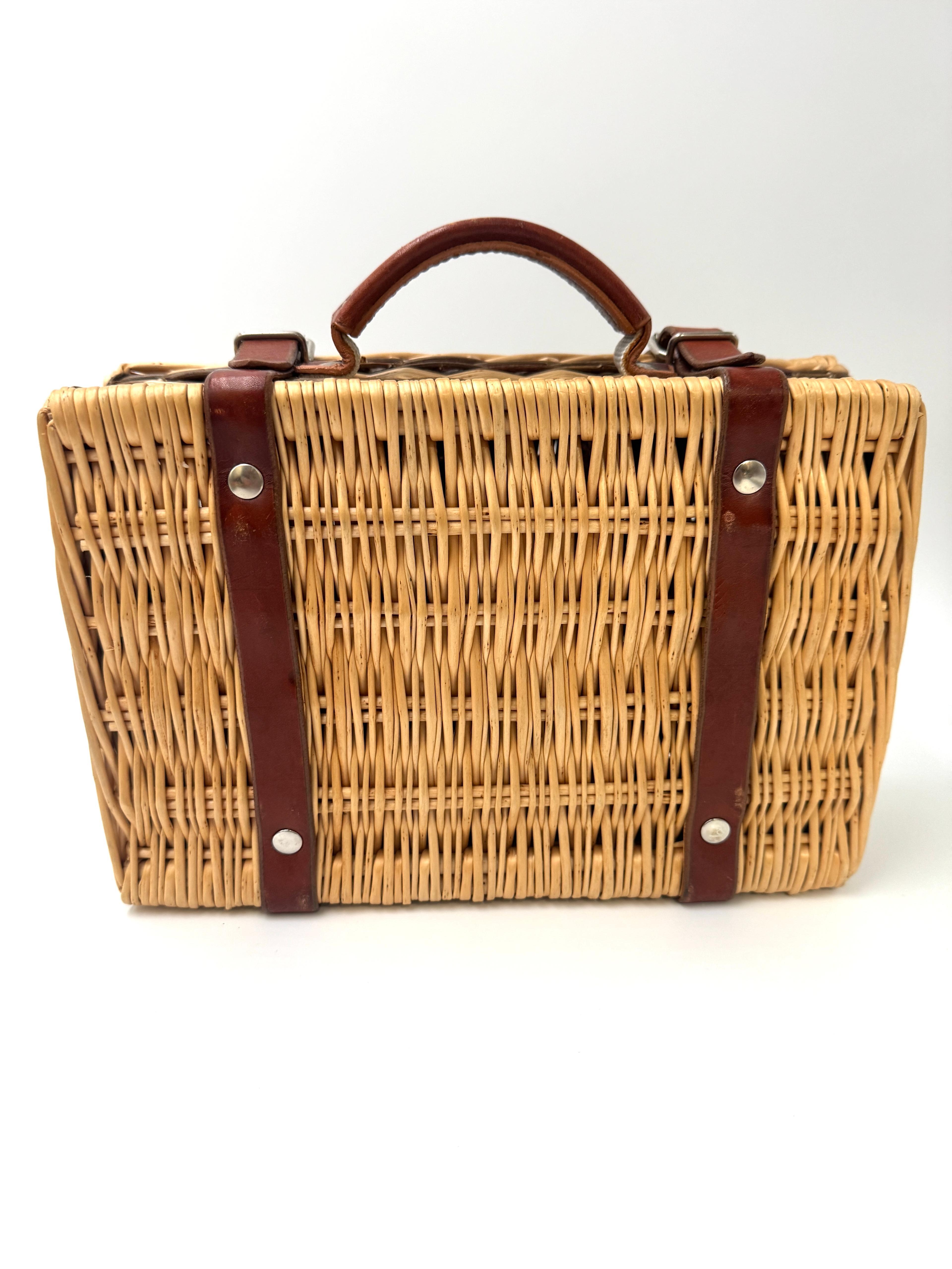 Chanel Limited Edition Wicker Petanque Bocce Ball Set For Sale 3