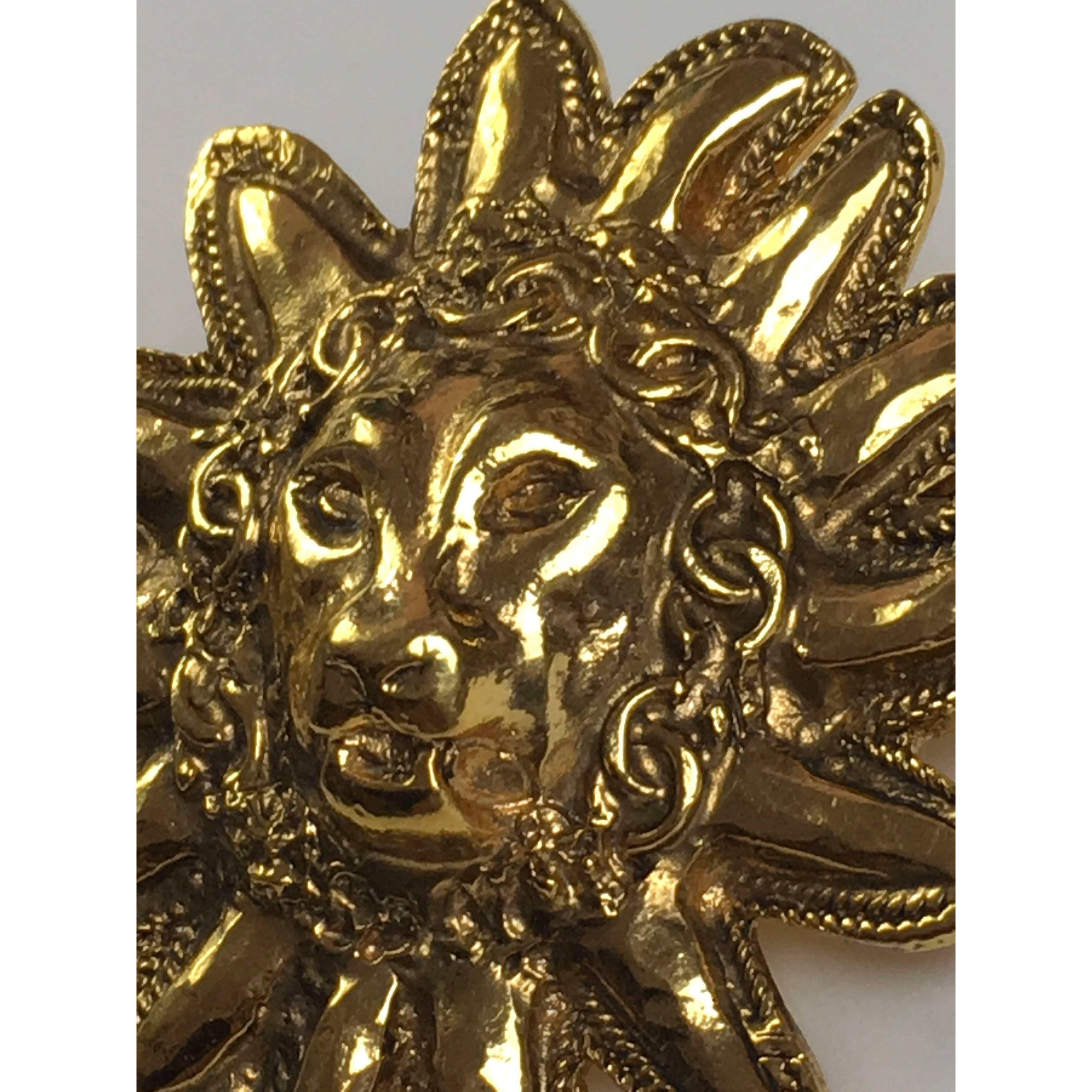 Brown Chanel lion heads gold gilded belt, circa 1980