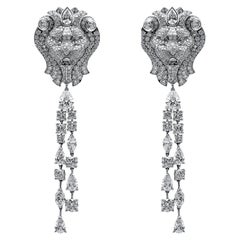 Chanel Boucles d'oreilles lion en or blanc et diamants J60875