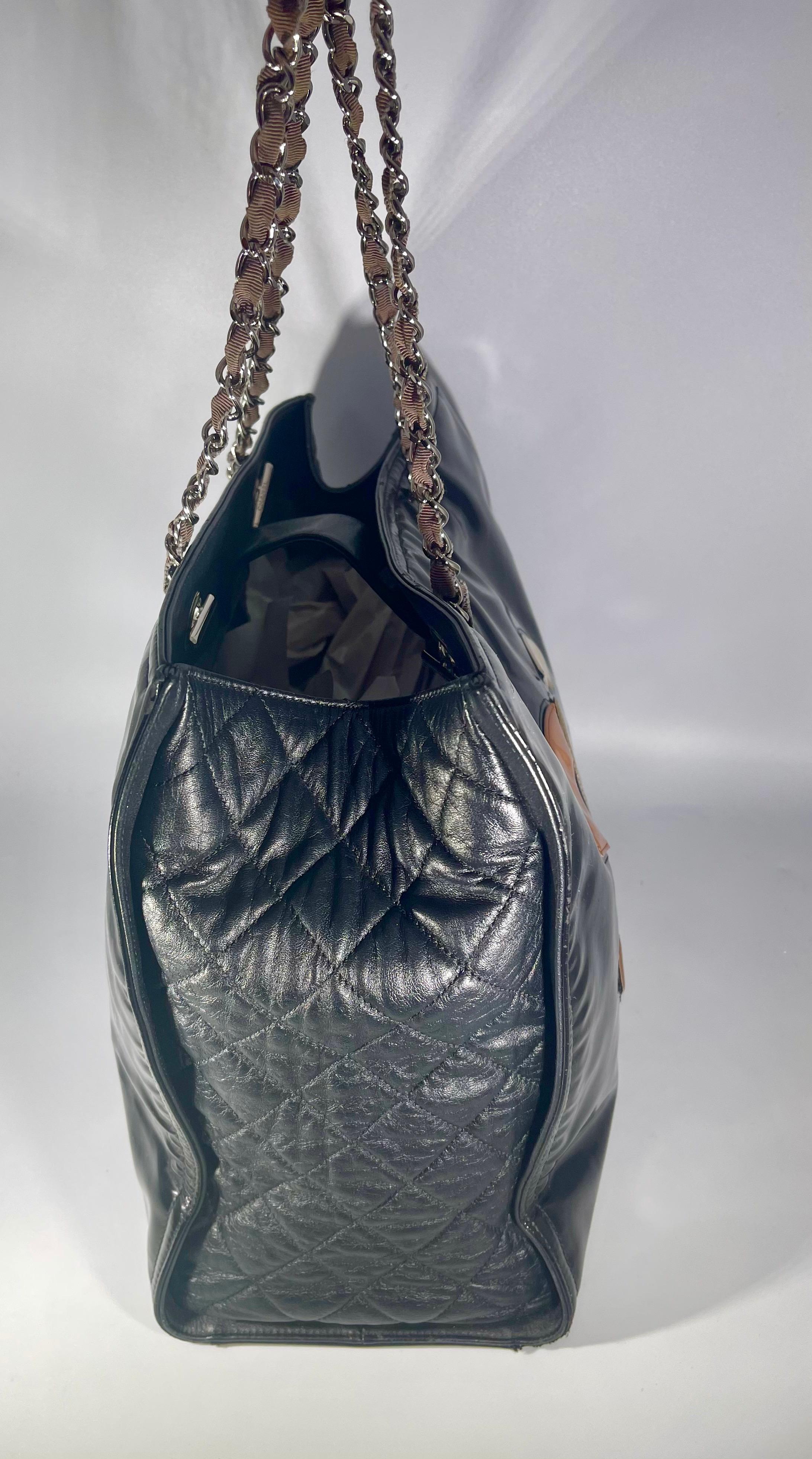  Chanel Lipstick Open Tote Patent Black Vinyl Large In Good Condition For Sale In New York, NY