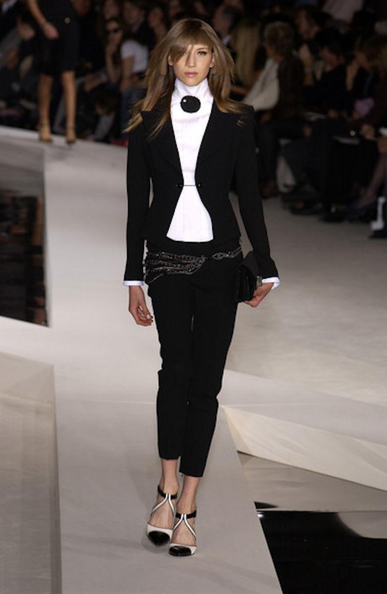 Chanel Little Black Jacket Tuxedo-Style Evening Jacket Blazer with Chain Detail 4