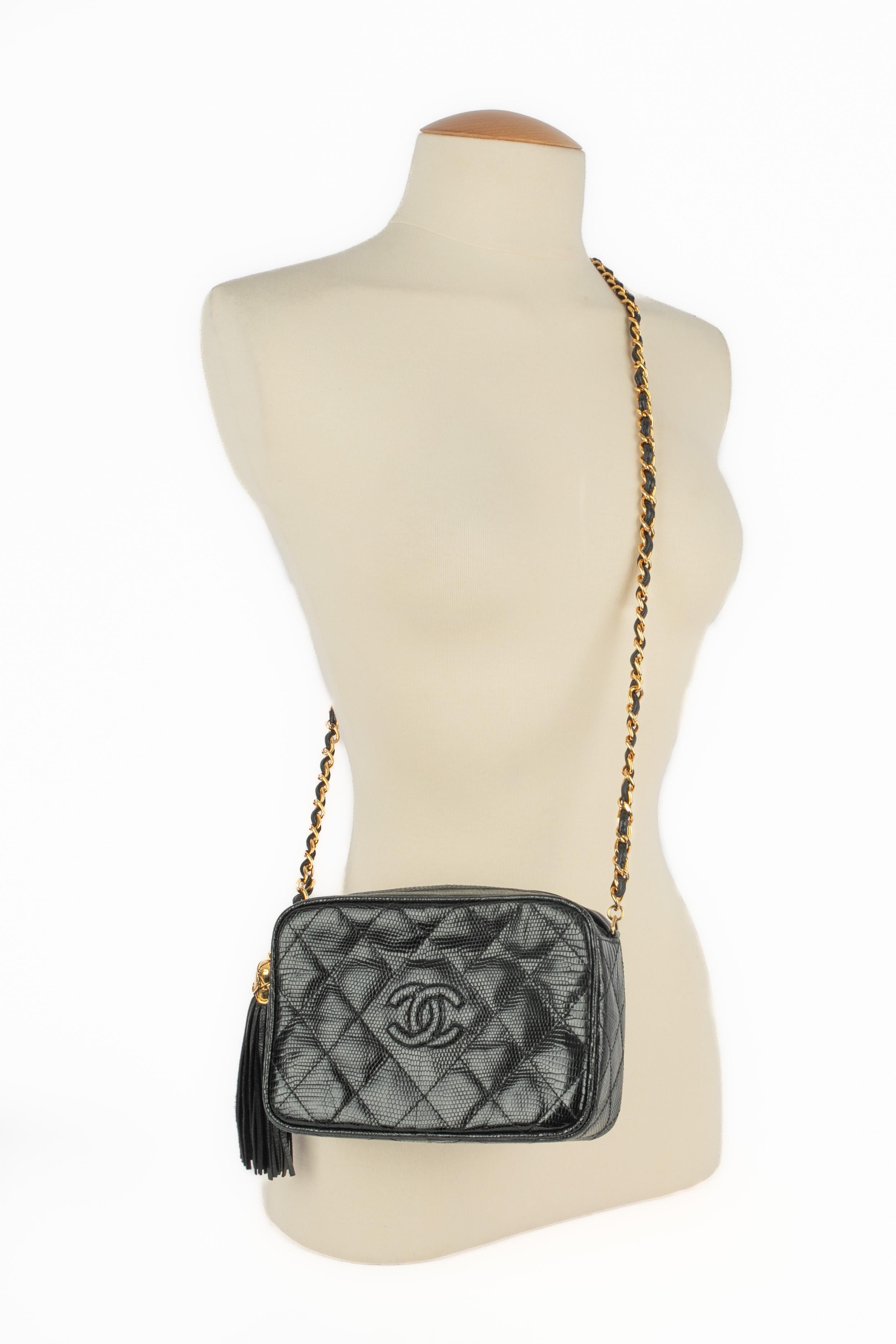 Bolso lagarto Chanel 1990 en venta 6