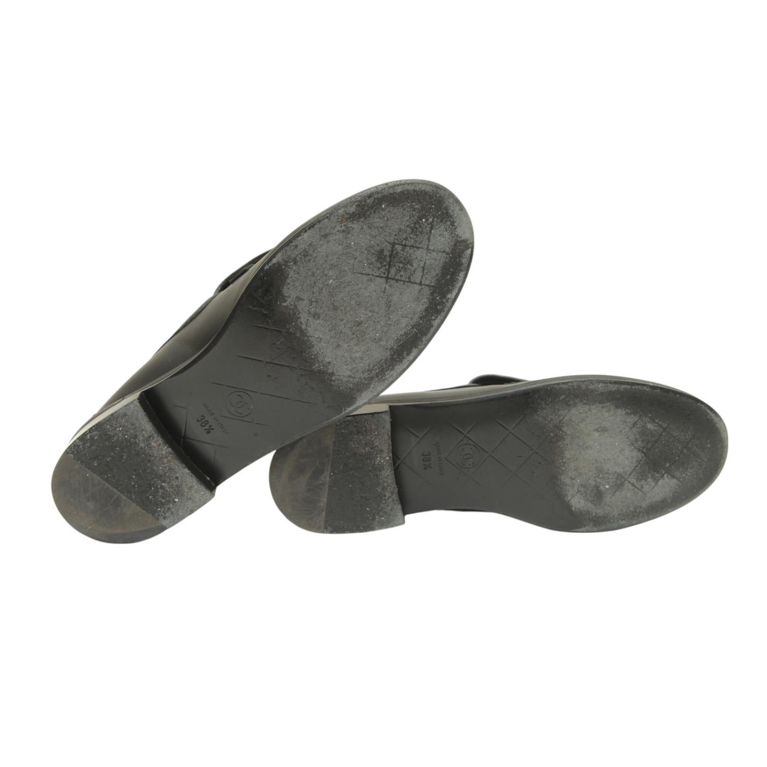 CHANEL Loafers Black Leather Quilted Lambskin Gold CC Turn Lock Flats Shoes 38.5 For Sale 7