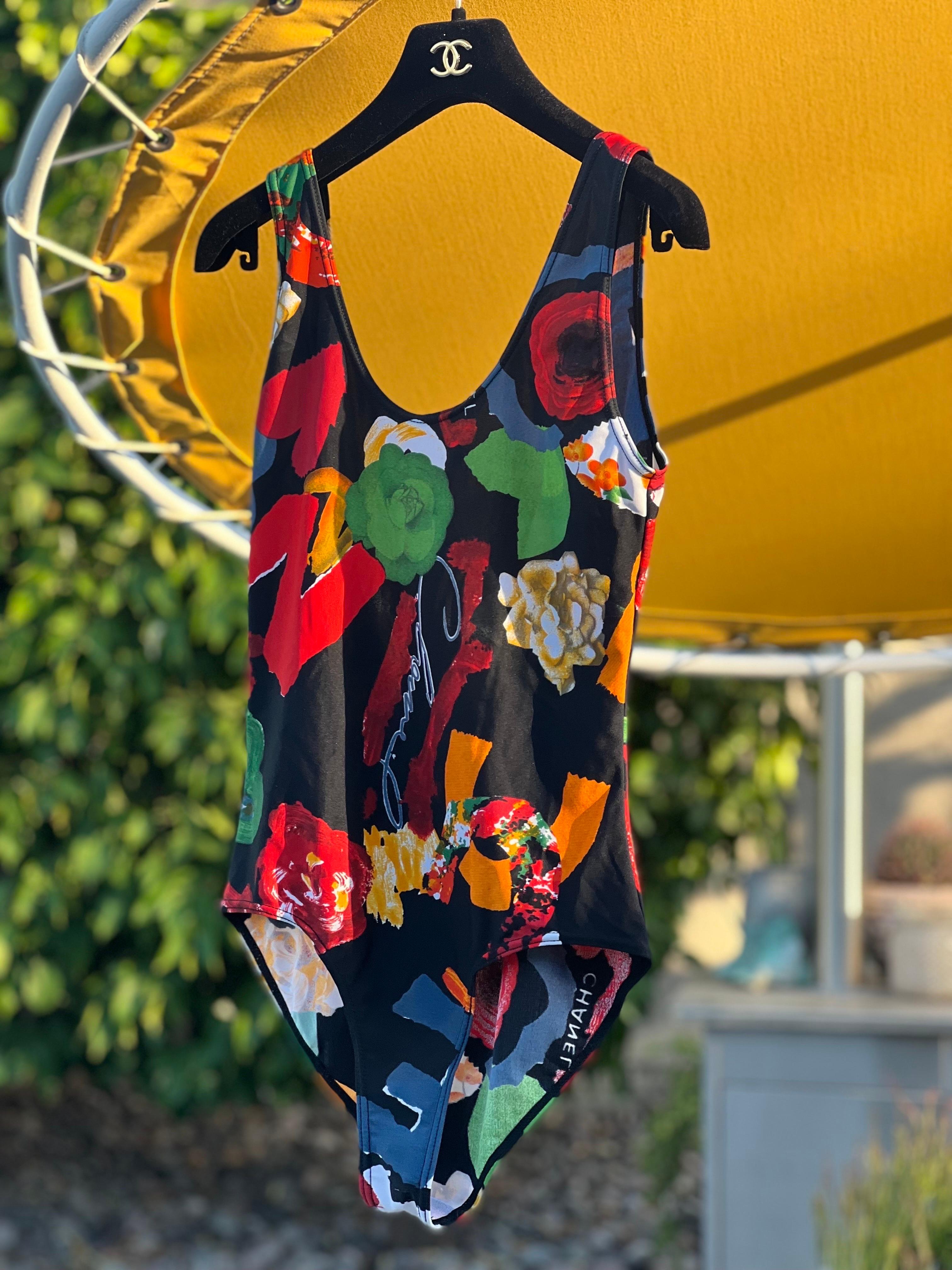 Chanel Logo Floral Swimsuit circa 1990s  In Good Condition In Scottsdale, AZ
