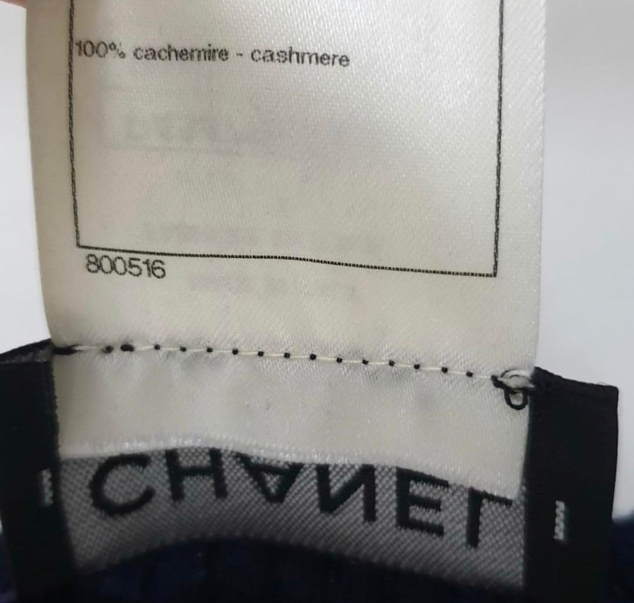 Women's Chanel Logo Lion Cashmere Sweater