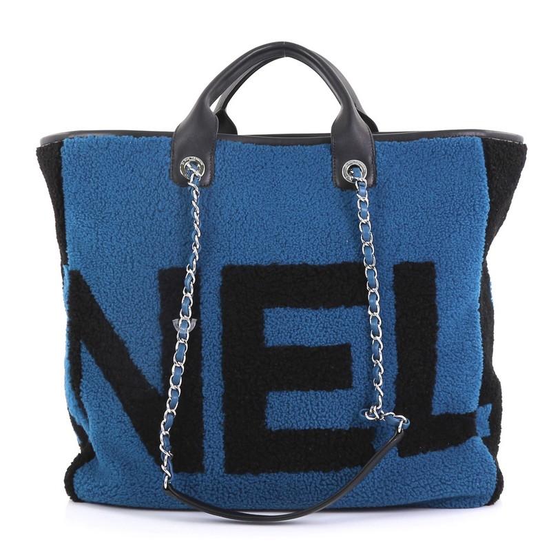 Chanel Logo Shopping Tote Printed Shearling Large In Excellent Condition In NY, NY