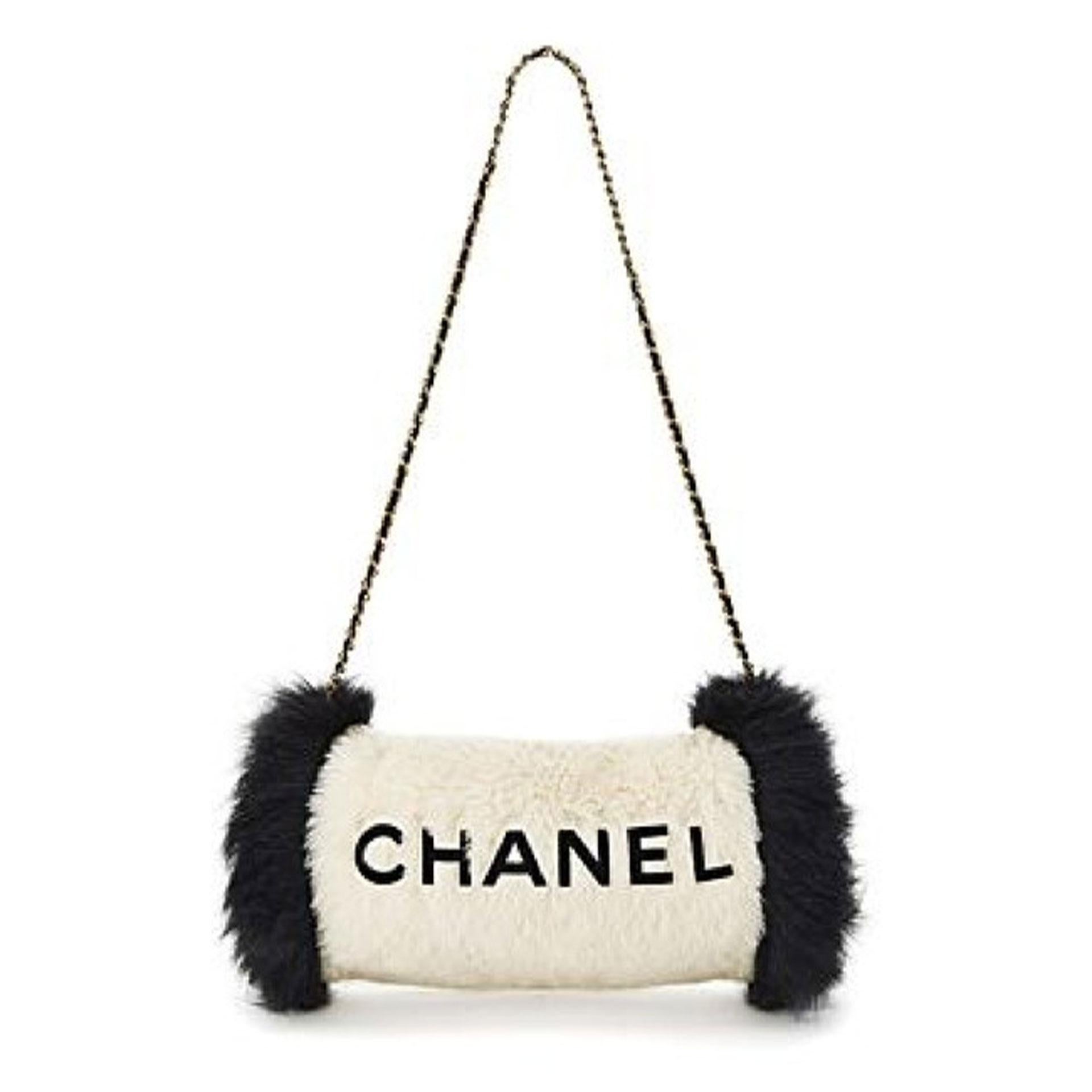 Chanel Logos Hand Warmer with Chain Strap Muff White Faux Fur Cross Body Bag For Sale 3
