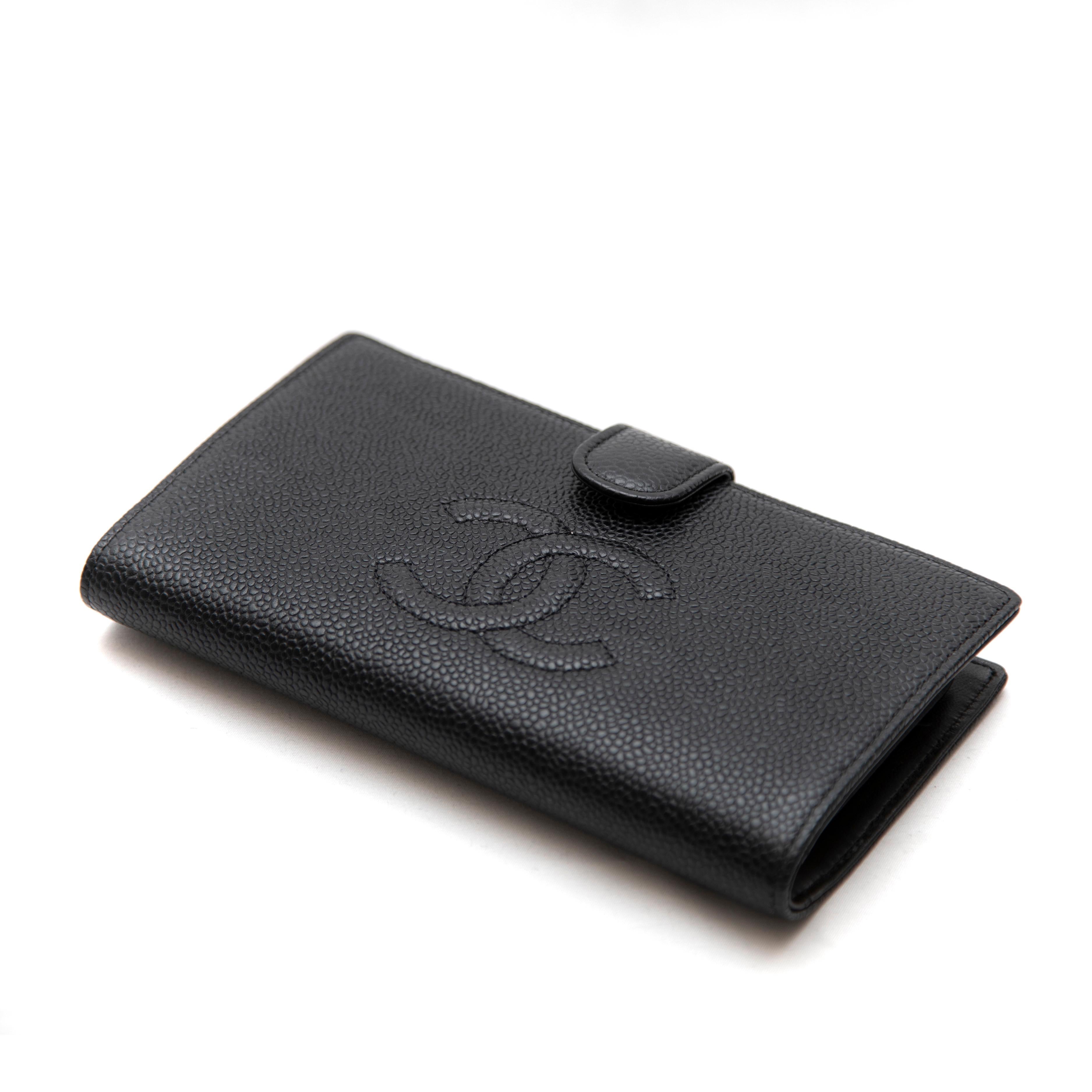 Women's or Men's Chanel Long Bifold Wallet Purse Black Caviar